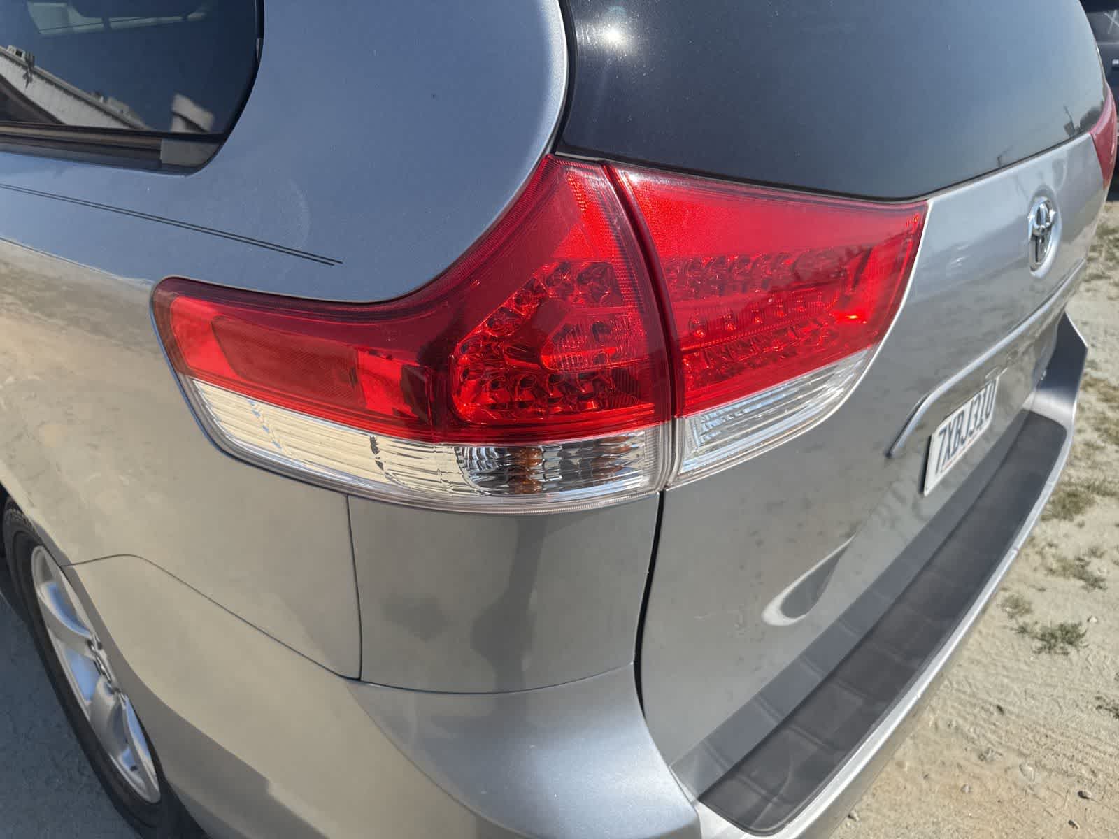 Thumbnail: 2012 Toyota Sienna - 12