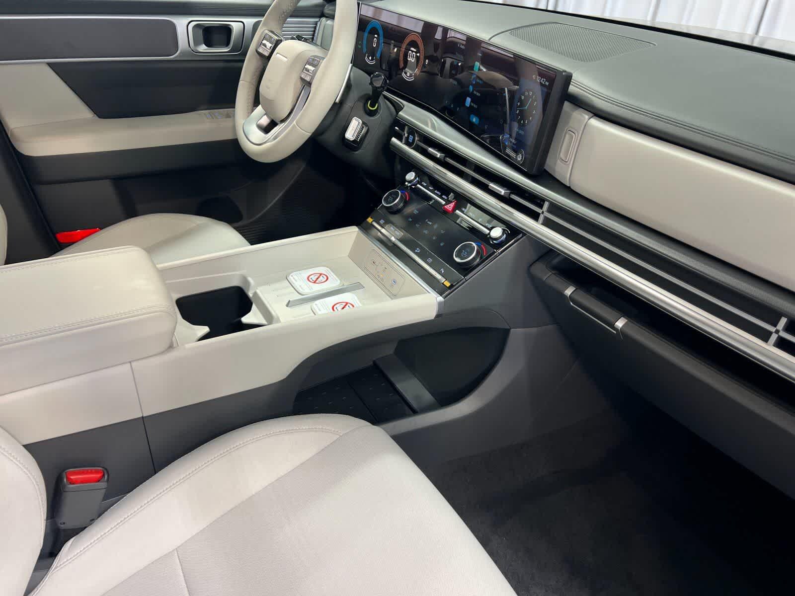 Thumbnail: 2026 Hyundai Santa Fe - 17