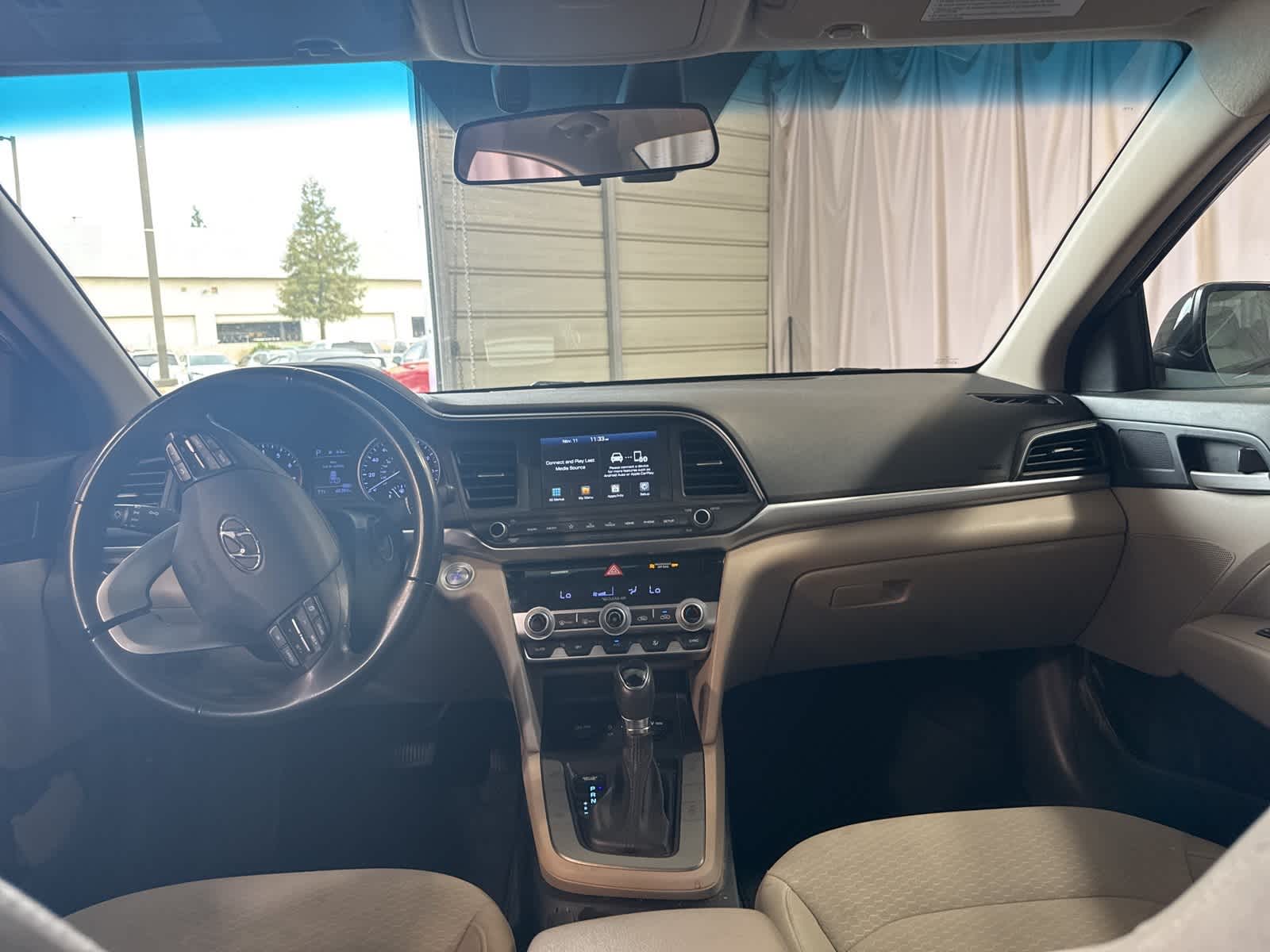 Thumbnail: 2020 Hyundai Elantra - 13