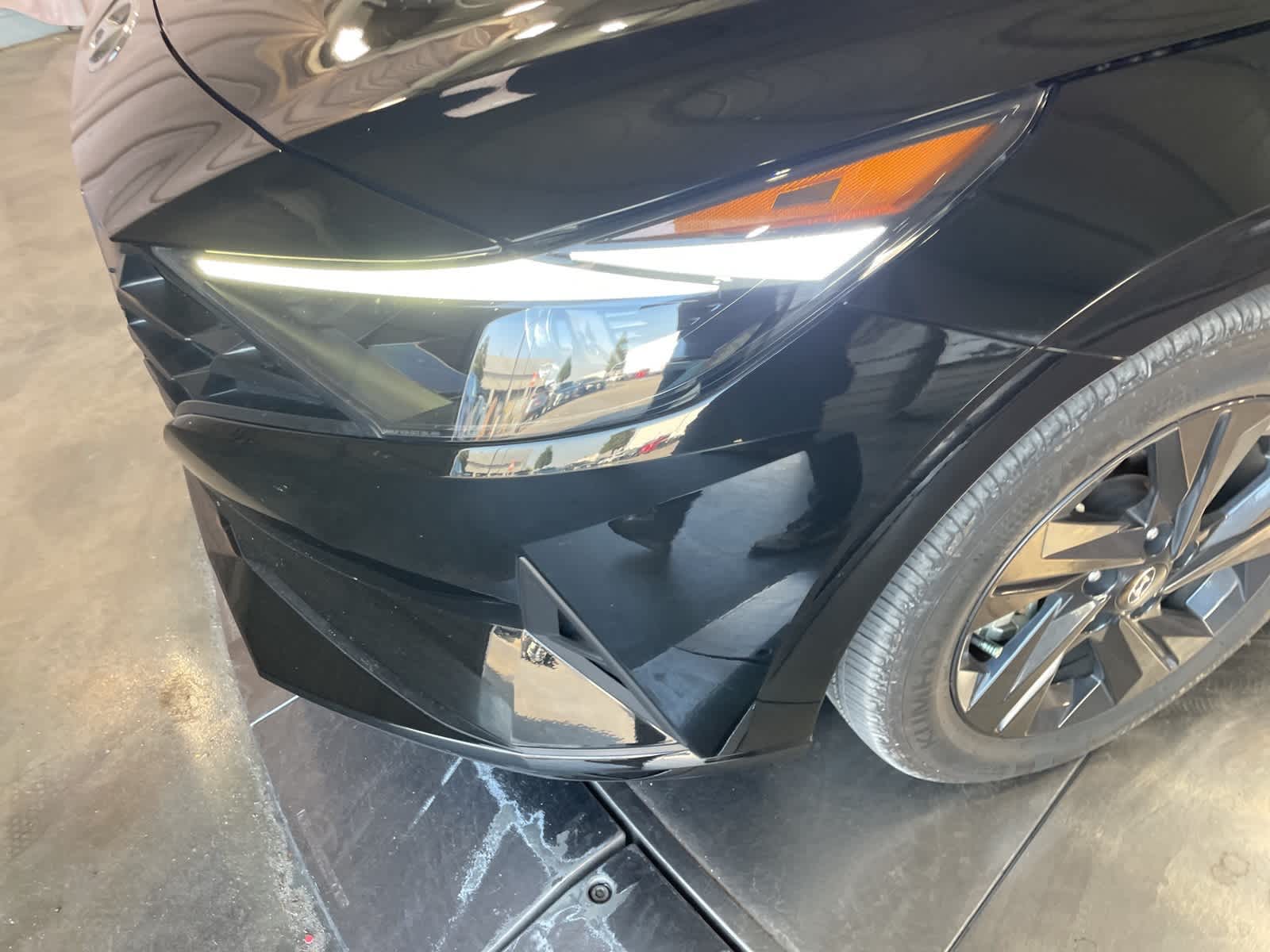 Thumbnail: 2021 Hyundai Elantra - 11