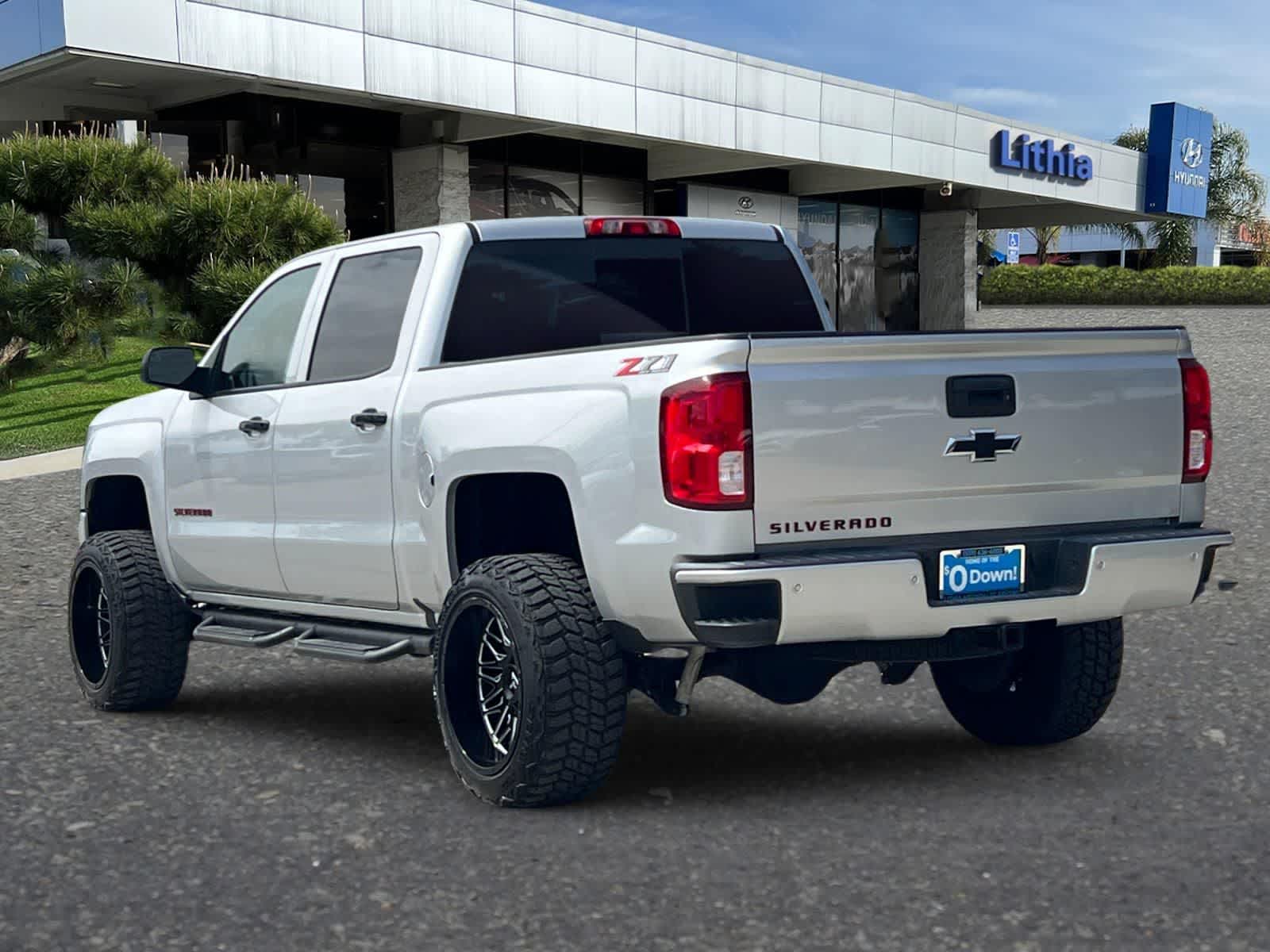 Thumbnail: 2018 Chevrolet Silverado 1500 - 7