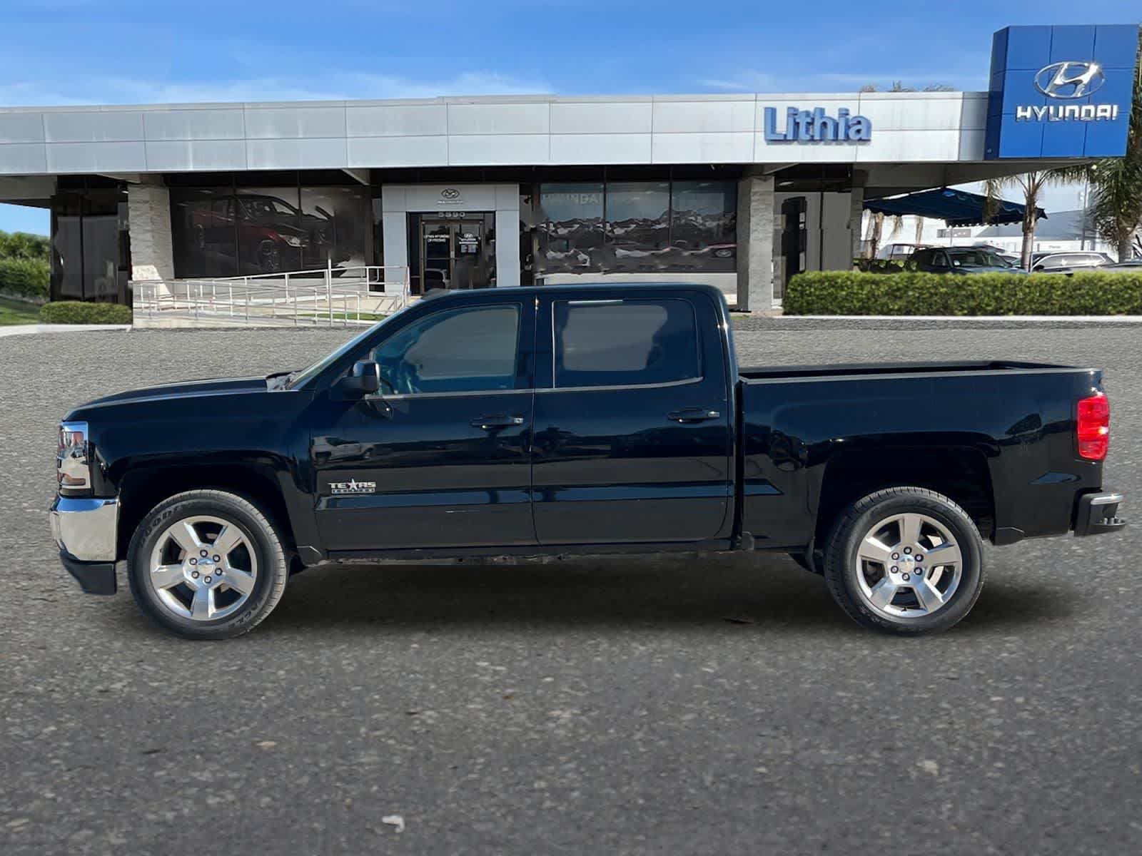 2018 Chevrolet Silverado 1500 LT w/1LT photo 5