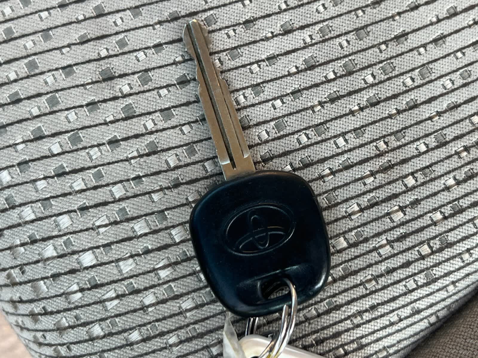 Thumbnail: 2014 Toyota Camry - 27