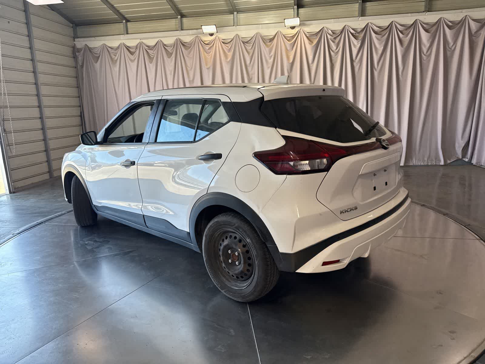 Thumbnail: 2023 Nissan Kicks - 6