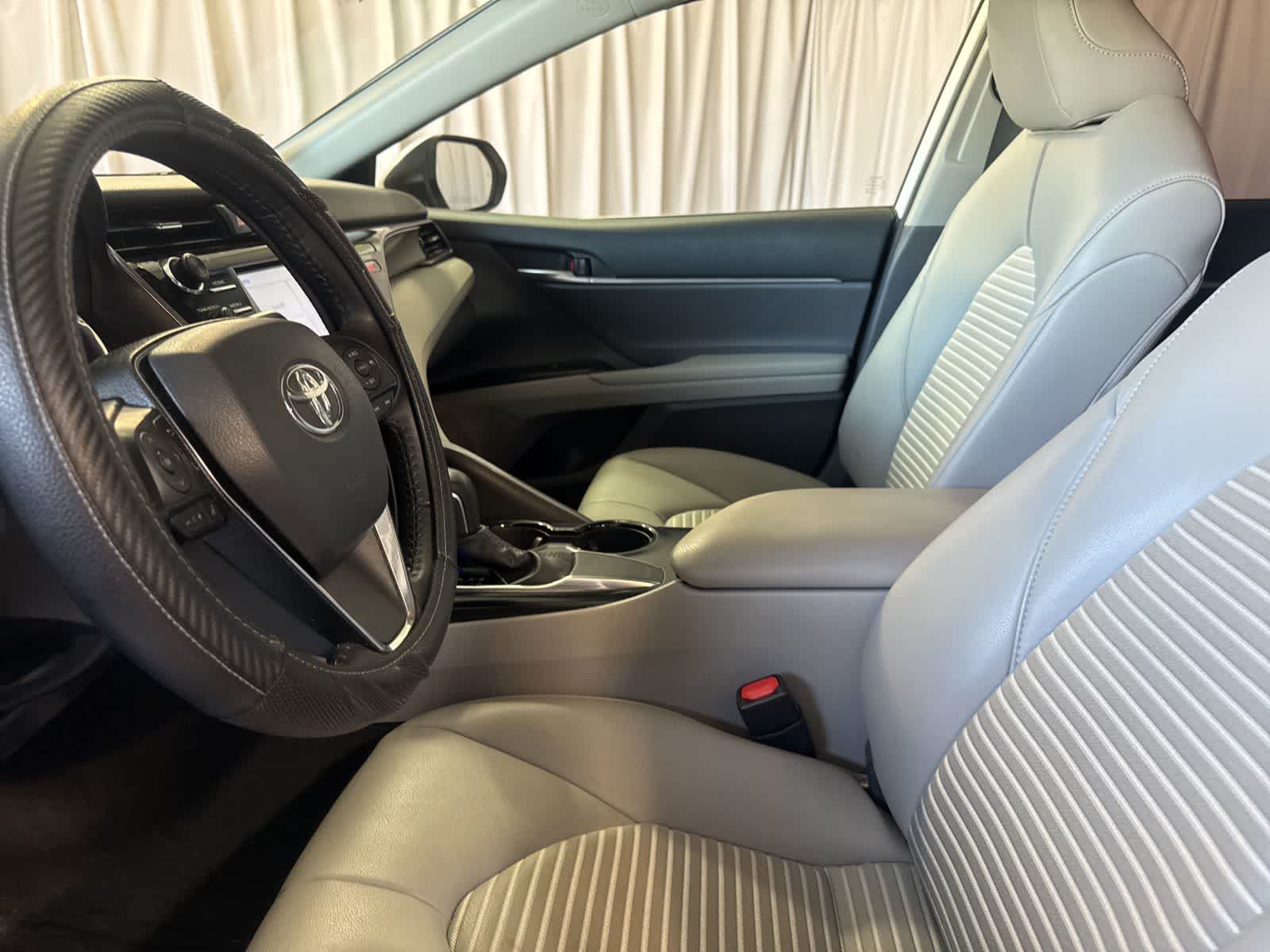 Thumbnail: 2019 Toyota Camry - 17