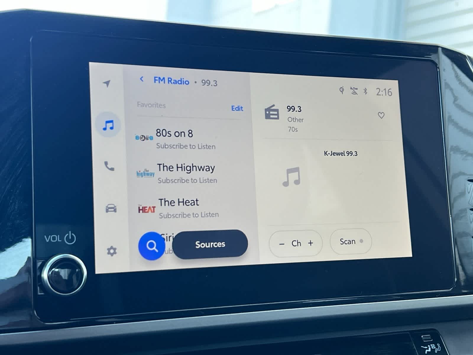 Thumbnail: 2025 Toyota Camry - 18