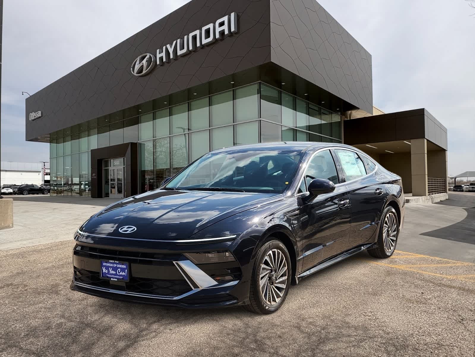 Thumbnail: 2025 Hyundai Sonata - 1