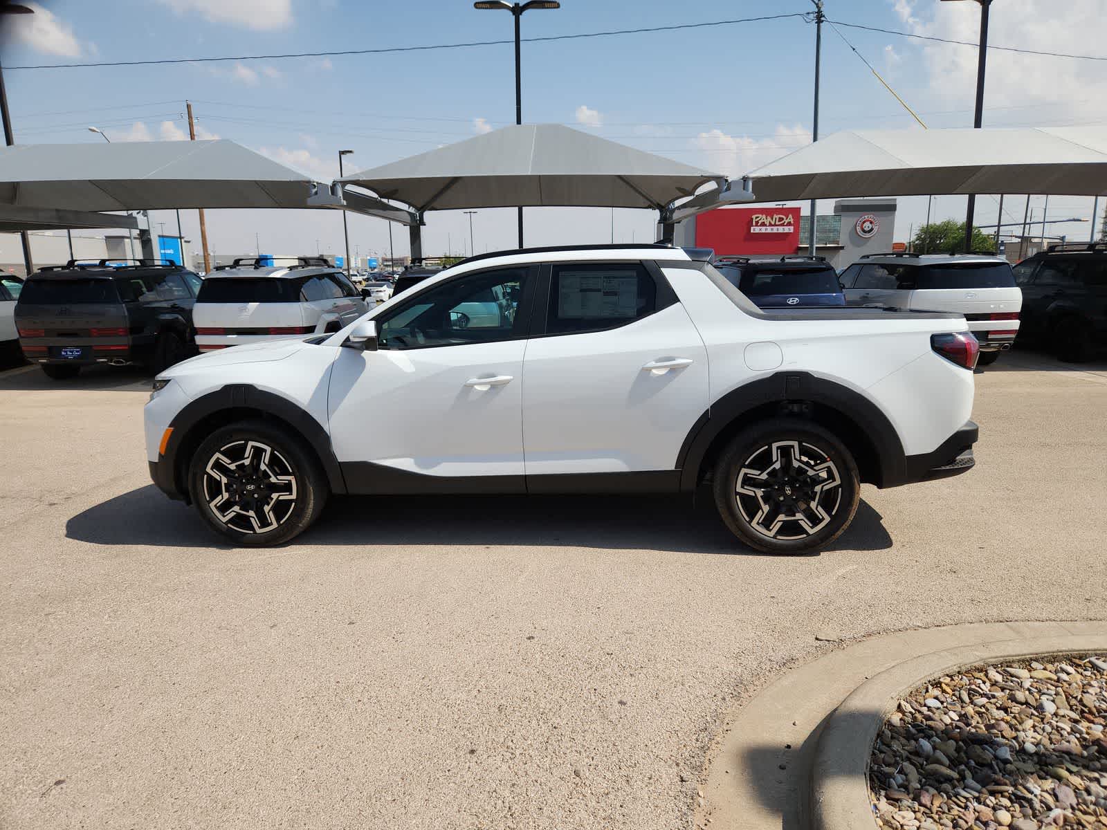 Thumbnail: 2025 Hyundai Santa Cruz - 11