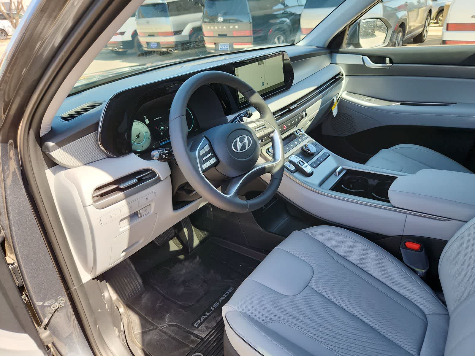 Thumbnail: 2025 Hyundai Palisade - 10