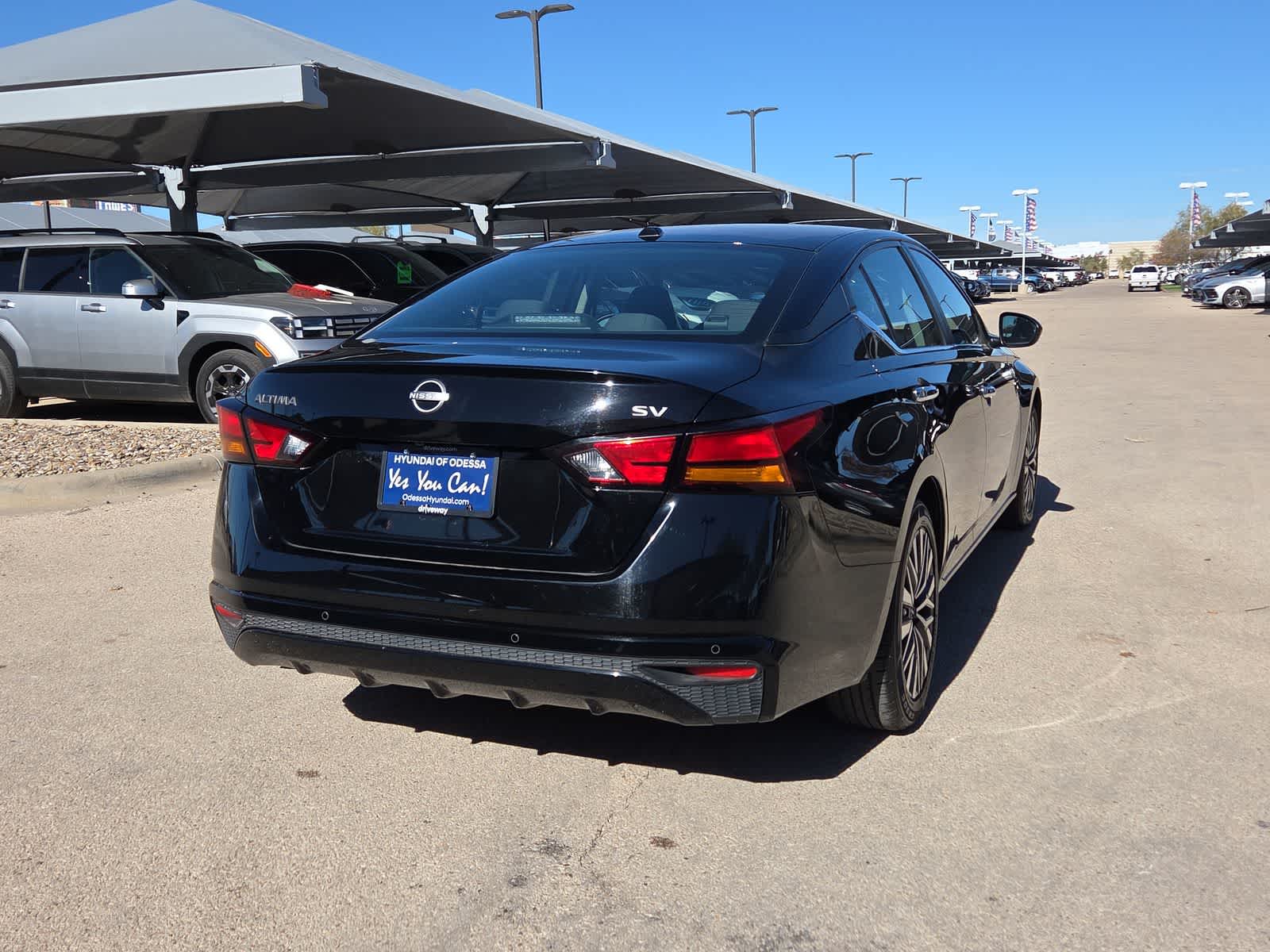 Thumbnail: 2024 Nissan Altima - 8