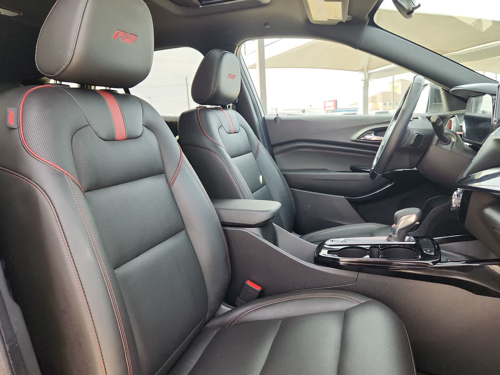 Thumbnail: 2025 Chevrolet Trax - 18