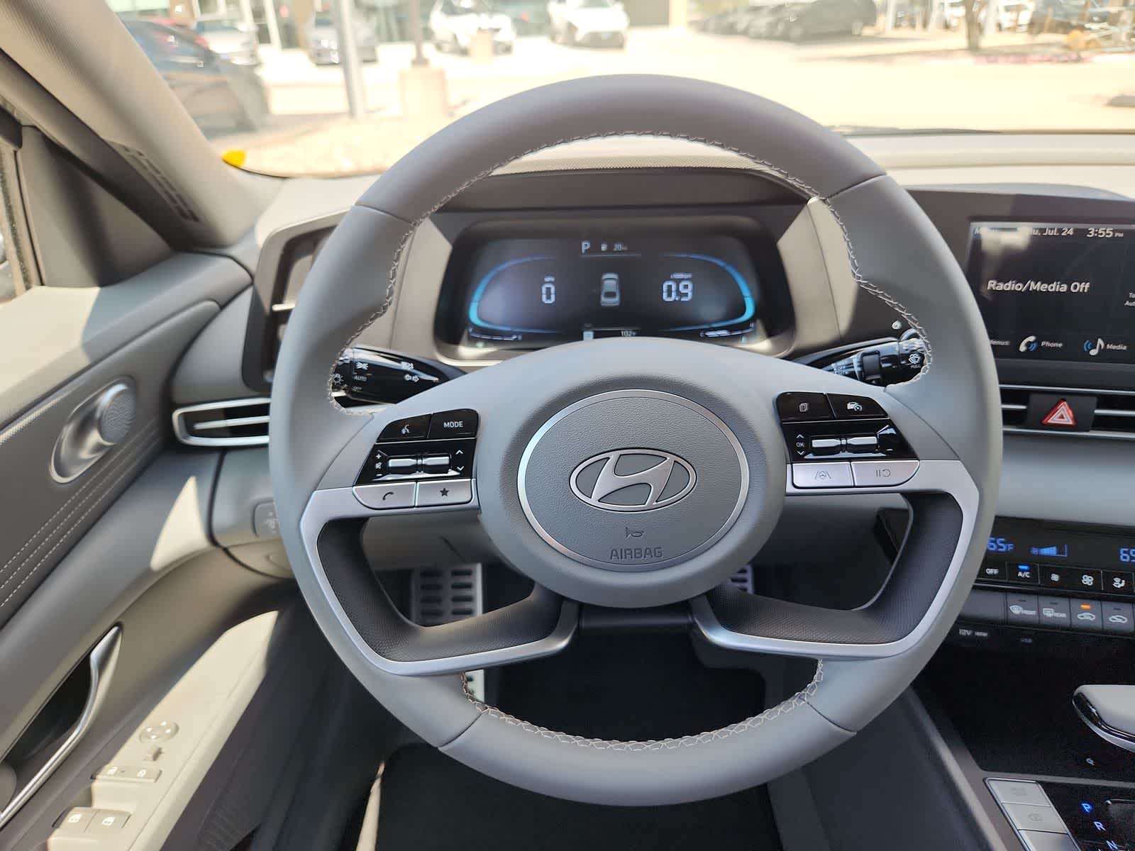 Thumbnail: 2025 Hyundai Elantra - 19