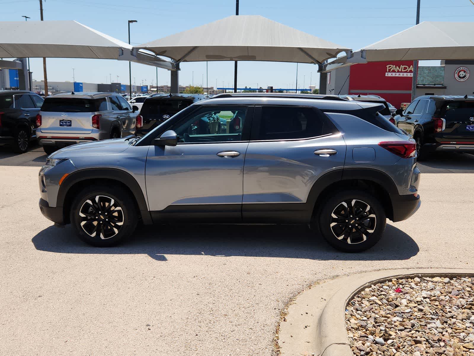 Thumbnail: 2022 Chevrolet TrailBlazer - 5