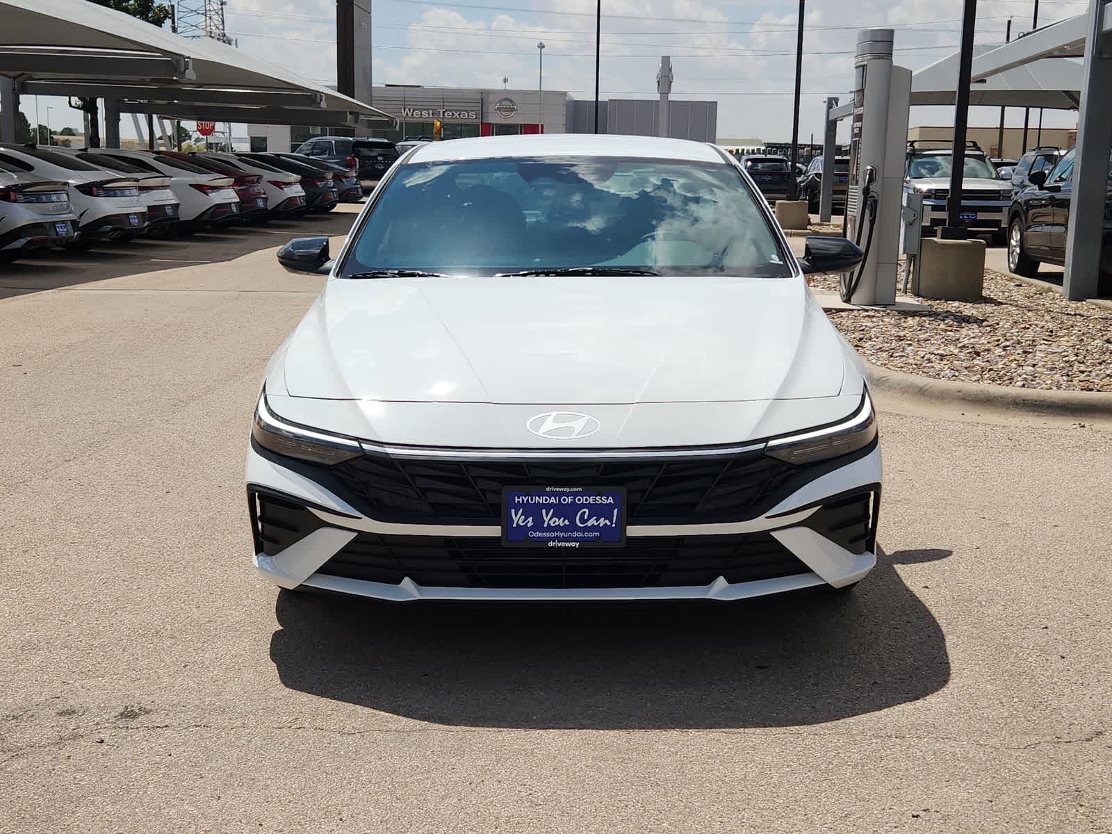 Thumbnail: 2025 Hyundai Elantra - 3
