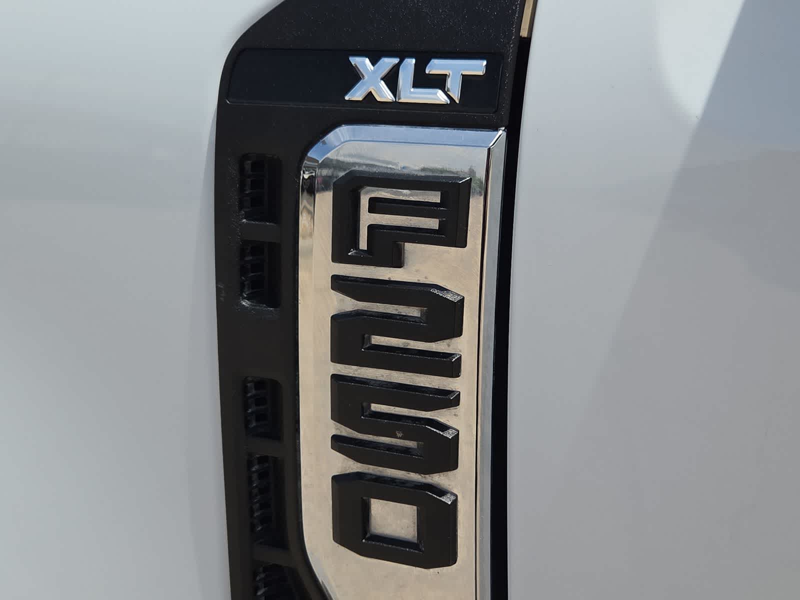Thumbnail: 2025 Ford F-250 - 9
