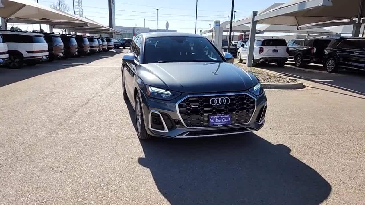 Thumbnail: 2021 Audi SQ5 - 2