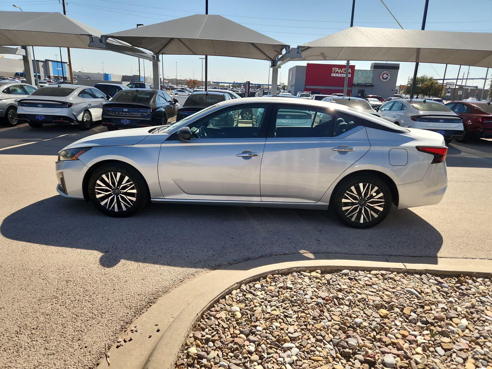 Thumbnail: 2024 Nissan Altima - 5