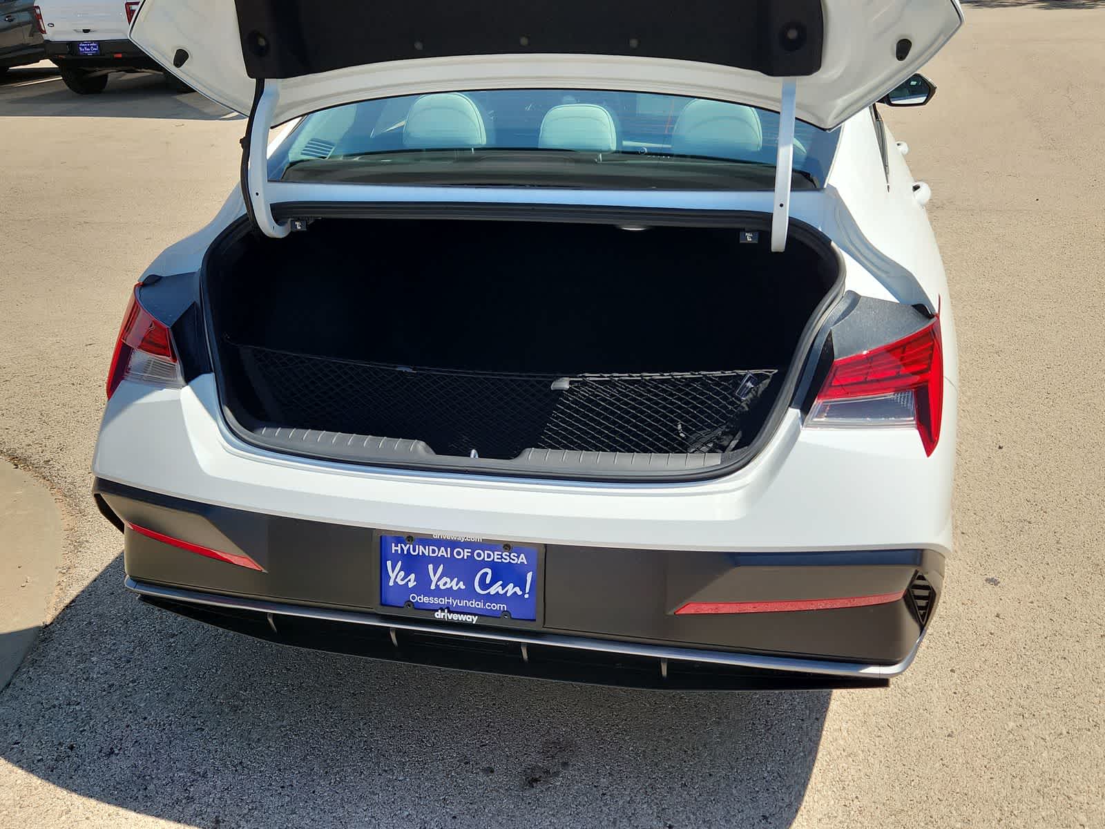 Thumbnail: 2025 Hyundai Elantra - 23