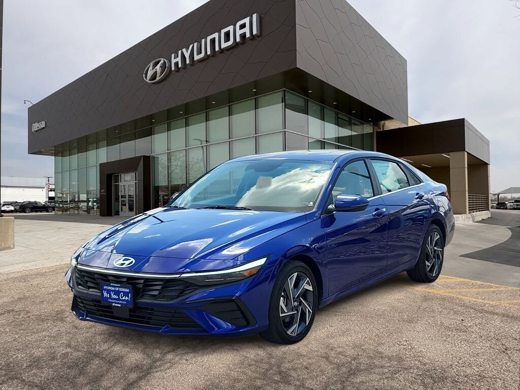 New 2025 Hyundai Elantra Limited Sedan