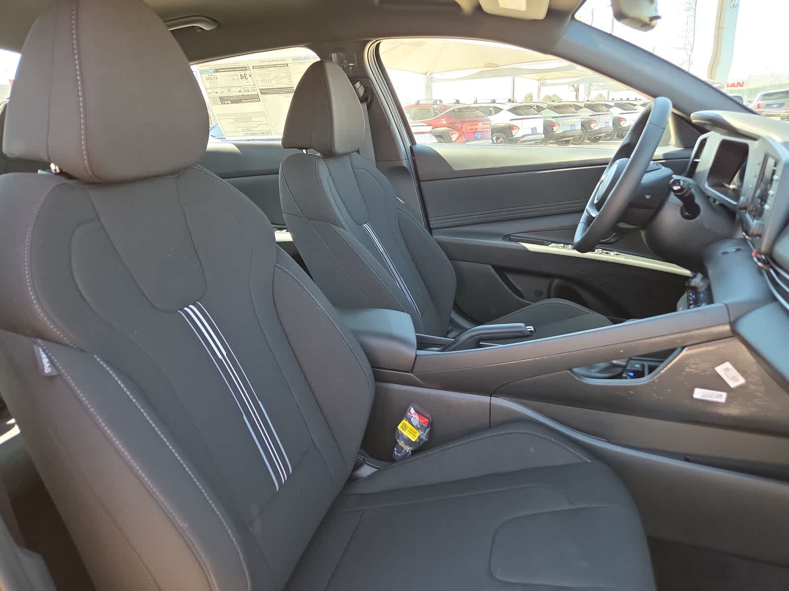 Thumbnail: 2026 Hyundai Elantra - 18