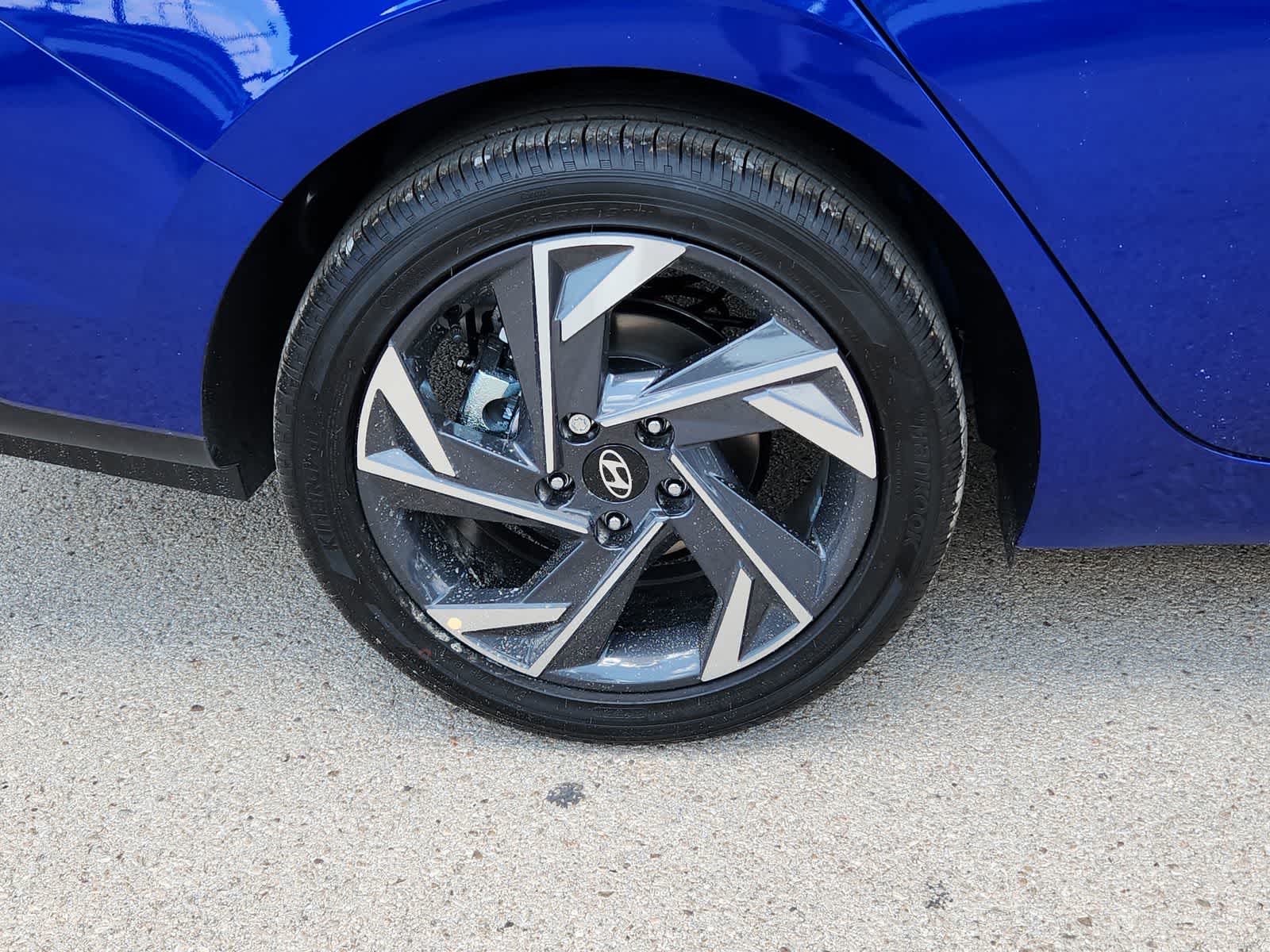 Thumbnail: 2025 Hyundai Elantra - 12