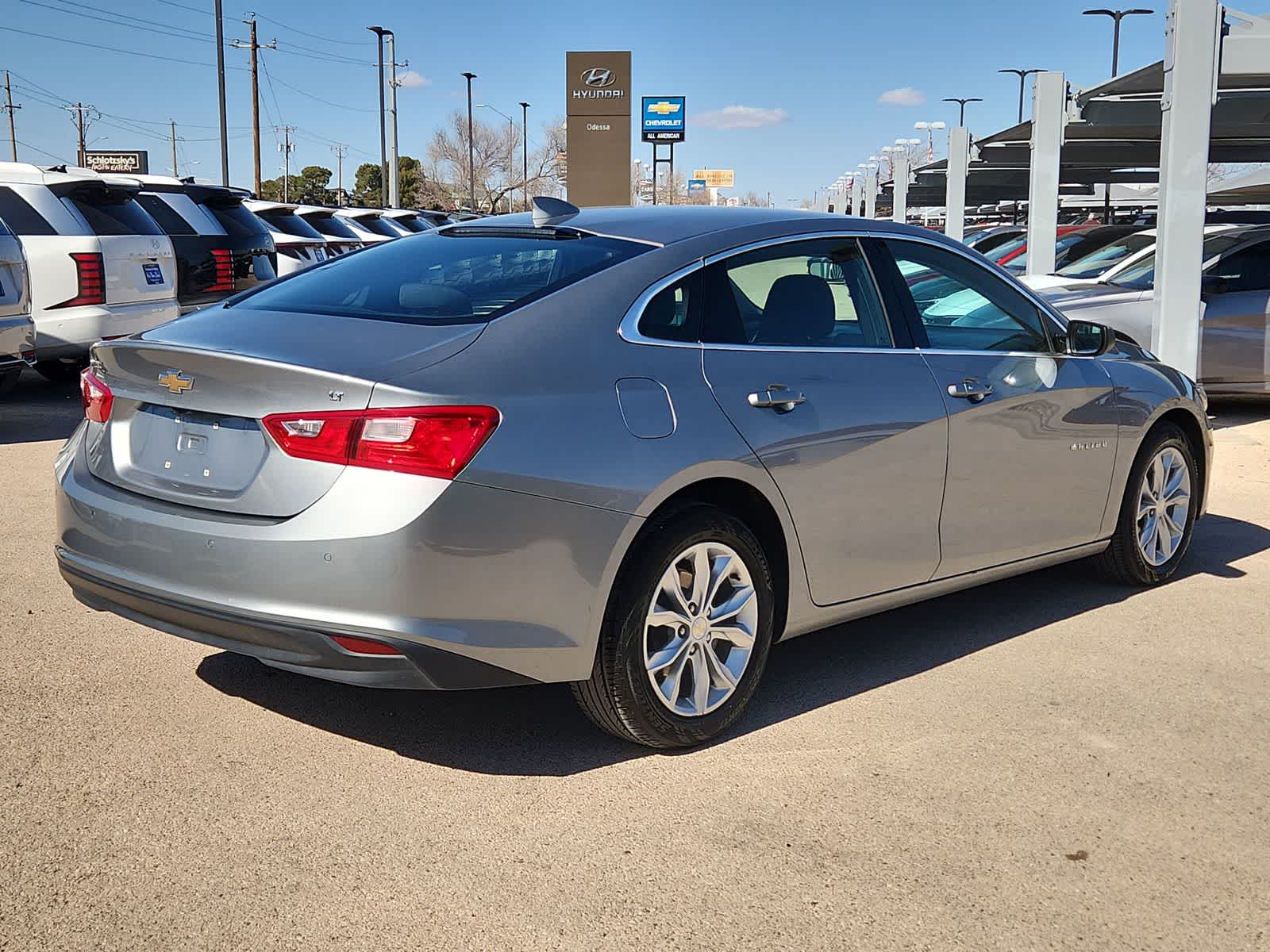 Thumbnail: 2024 Chevrolet Malibu - 8