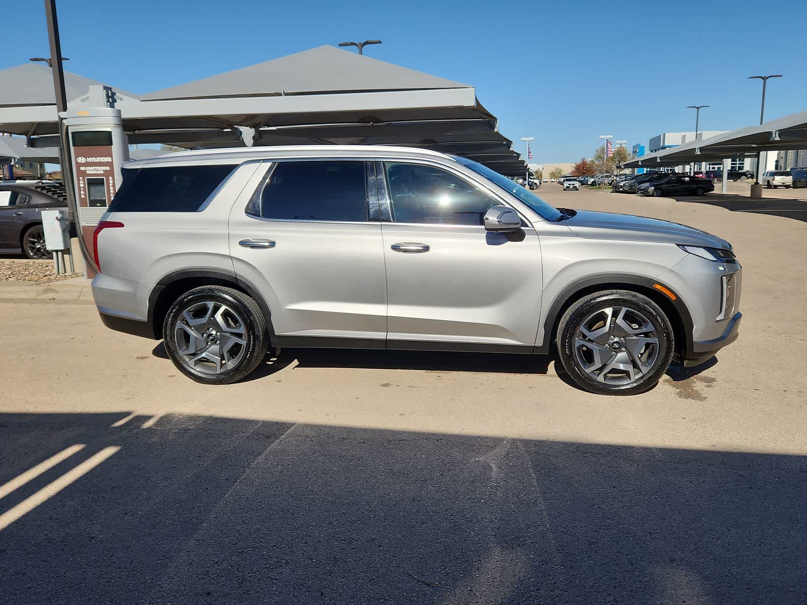 Thumbnail: 2024 Hyundai Palisade - 9