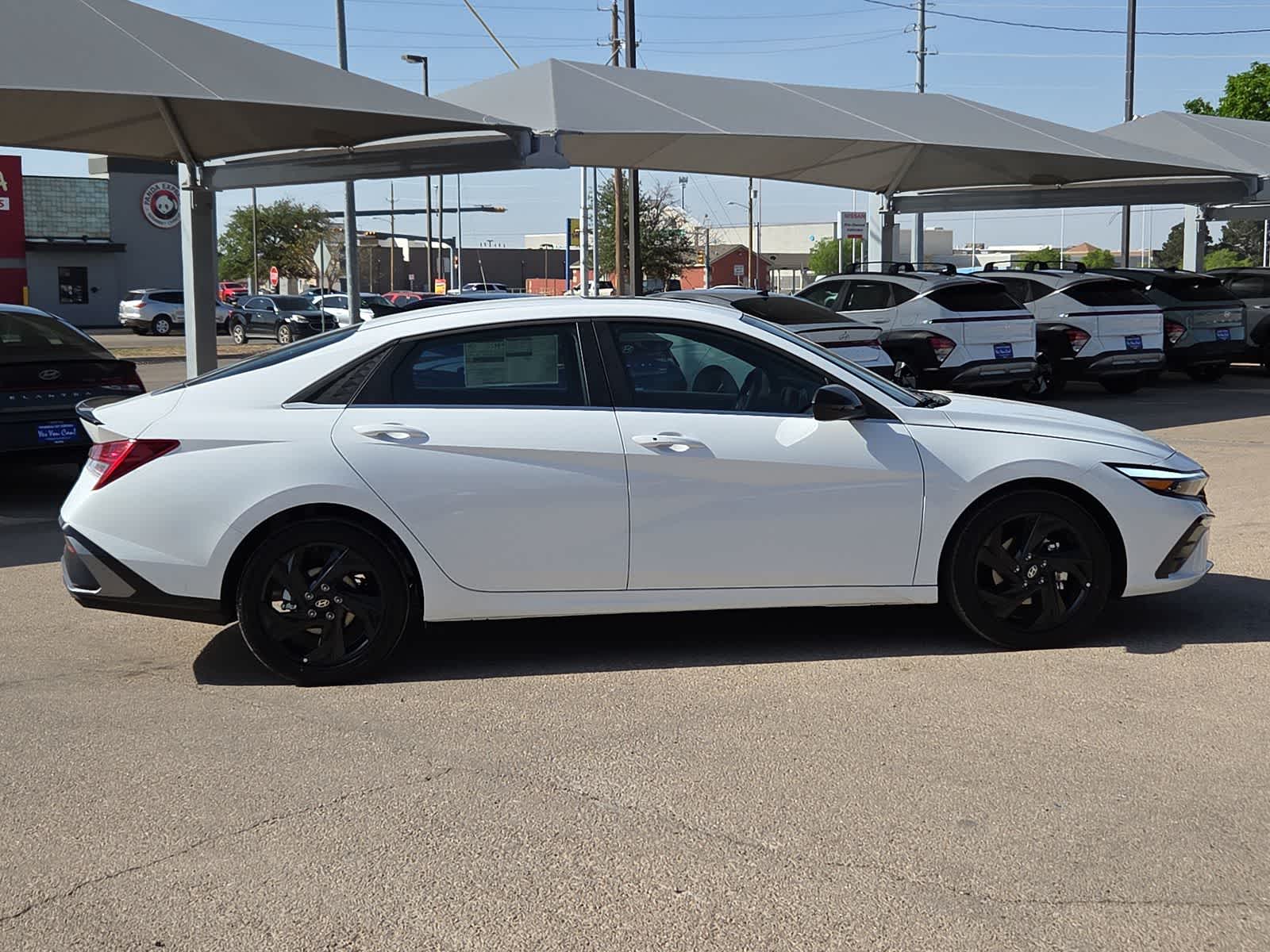 Thumbnail: 2026 Hyundai Elantra - 9