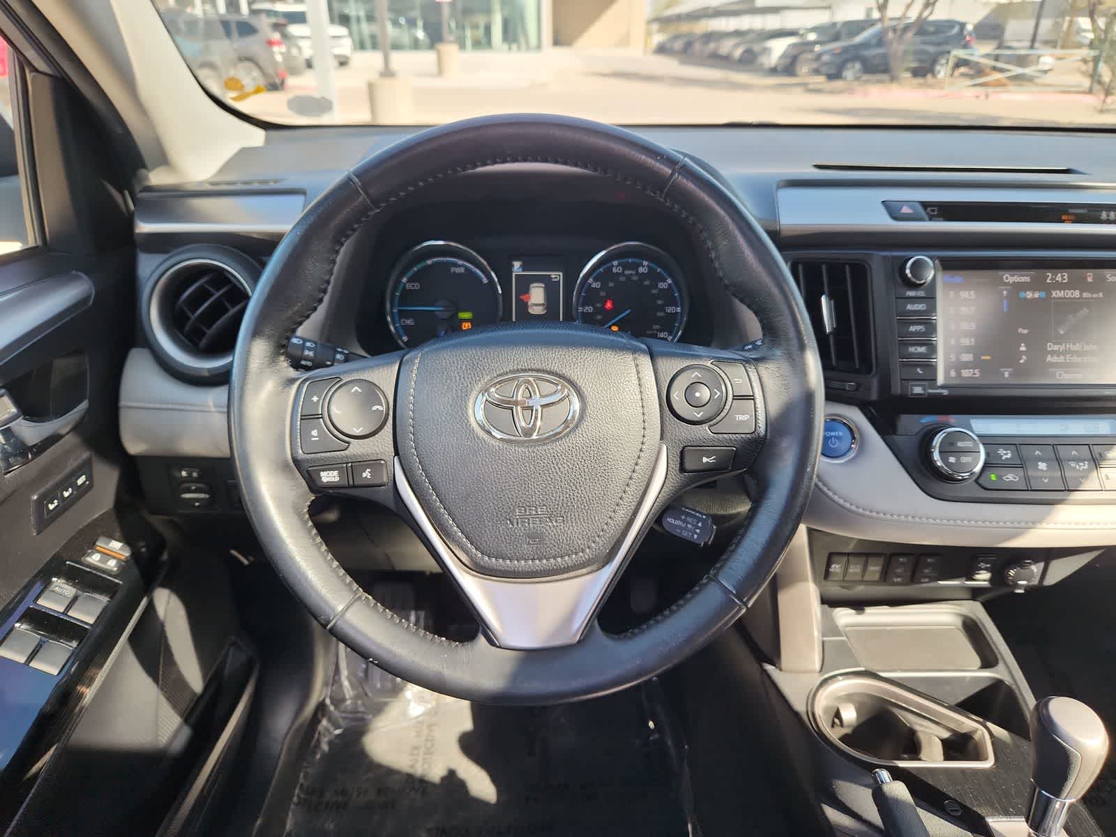 Thumbnail: 2018 Toyota RAV4 - 19
