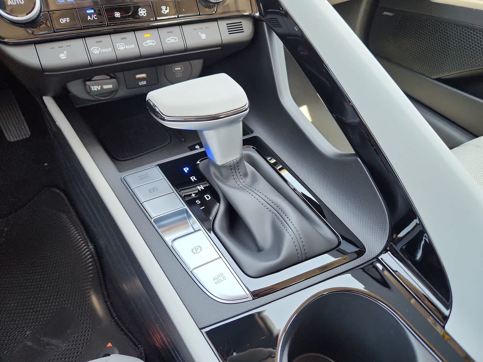 Thumbnail: 2025 Hyundai Ioniq 6 - 21