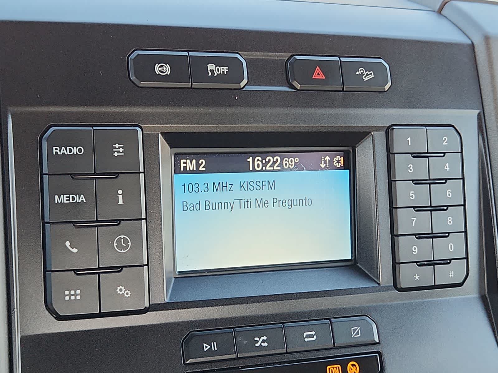 Thumbnail: 2022 Ford F-250 - 24