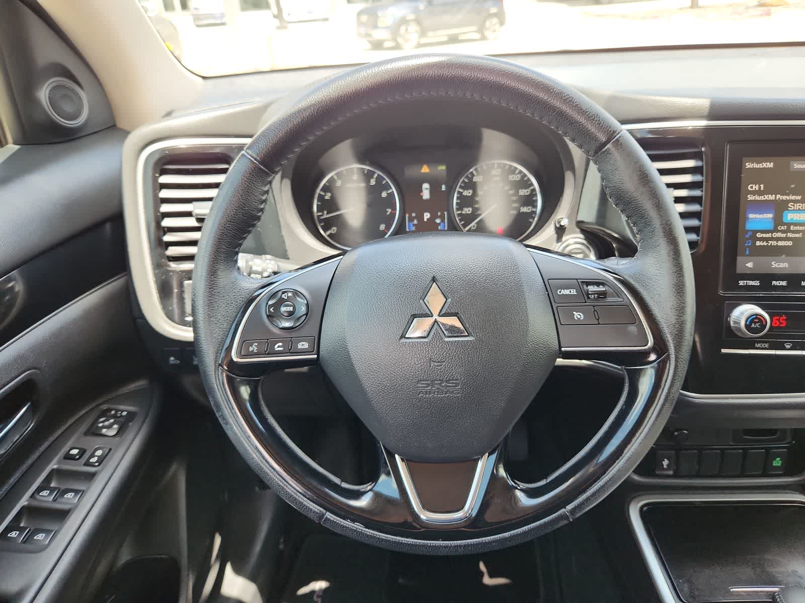 2020 Mitsubishi Outlander SE 19