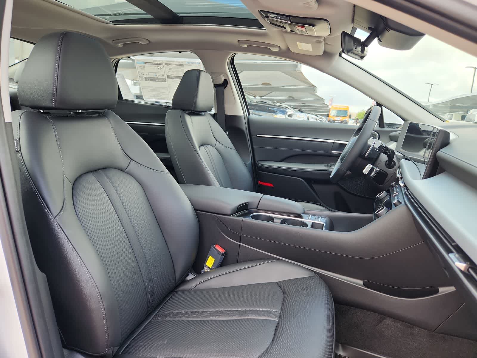 Thumbnail: 2025 Hyundai Sonata - 18