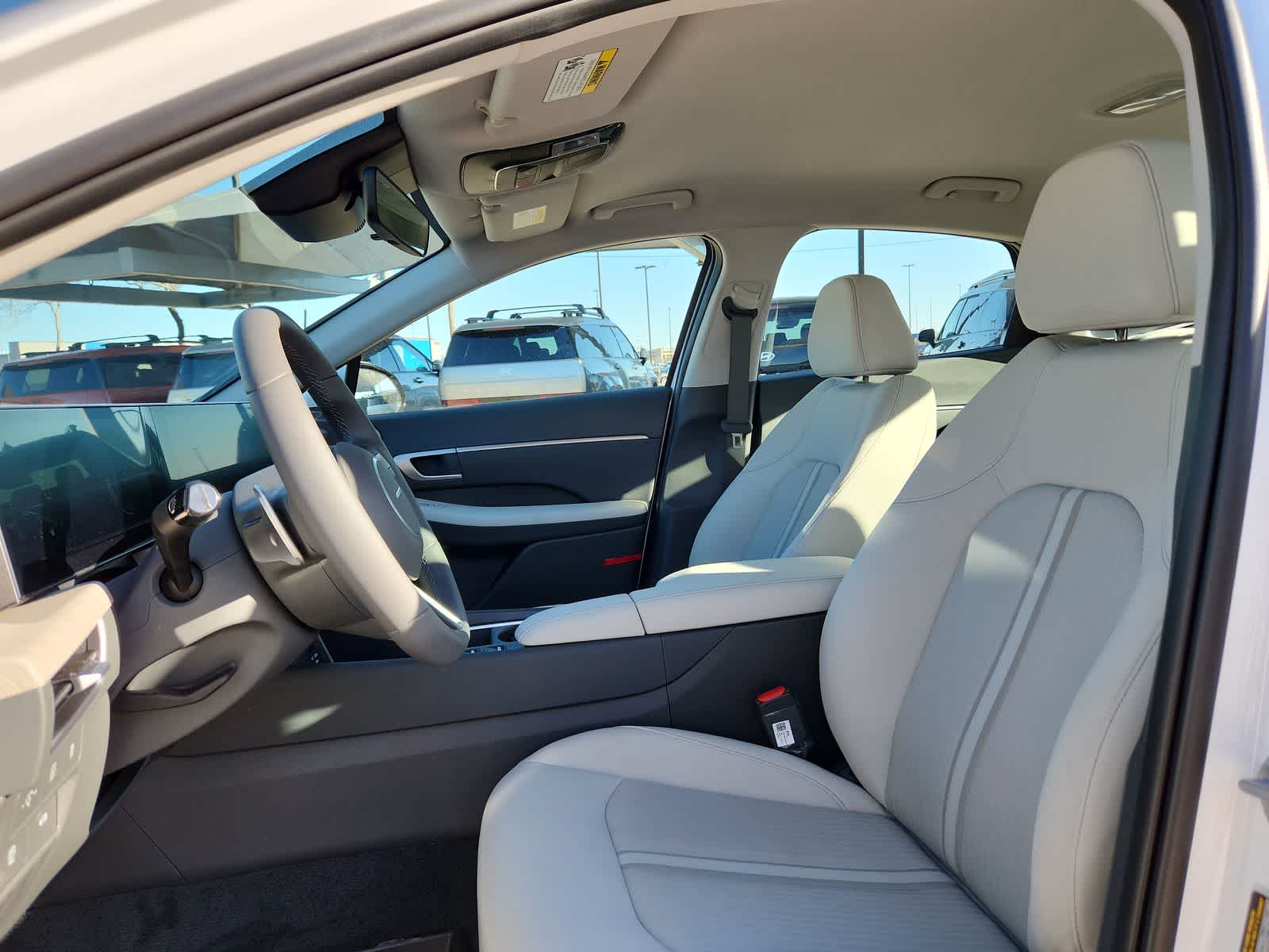 Thumbnail: 2025 Hyundai Sonata - 19