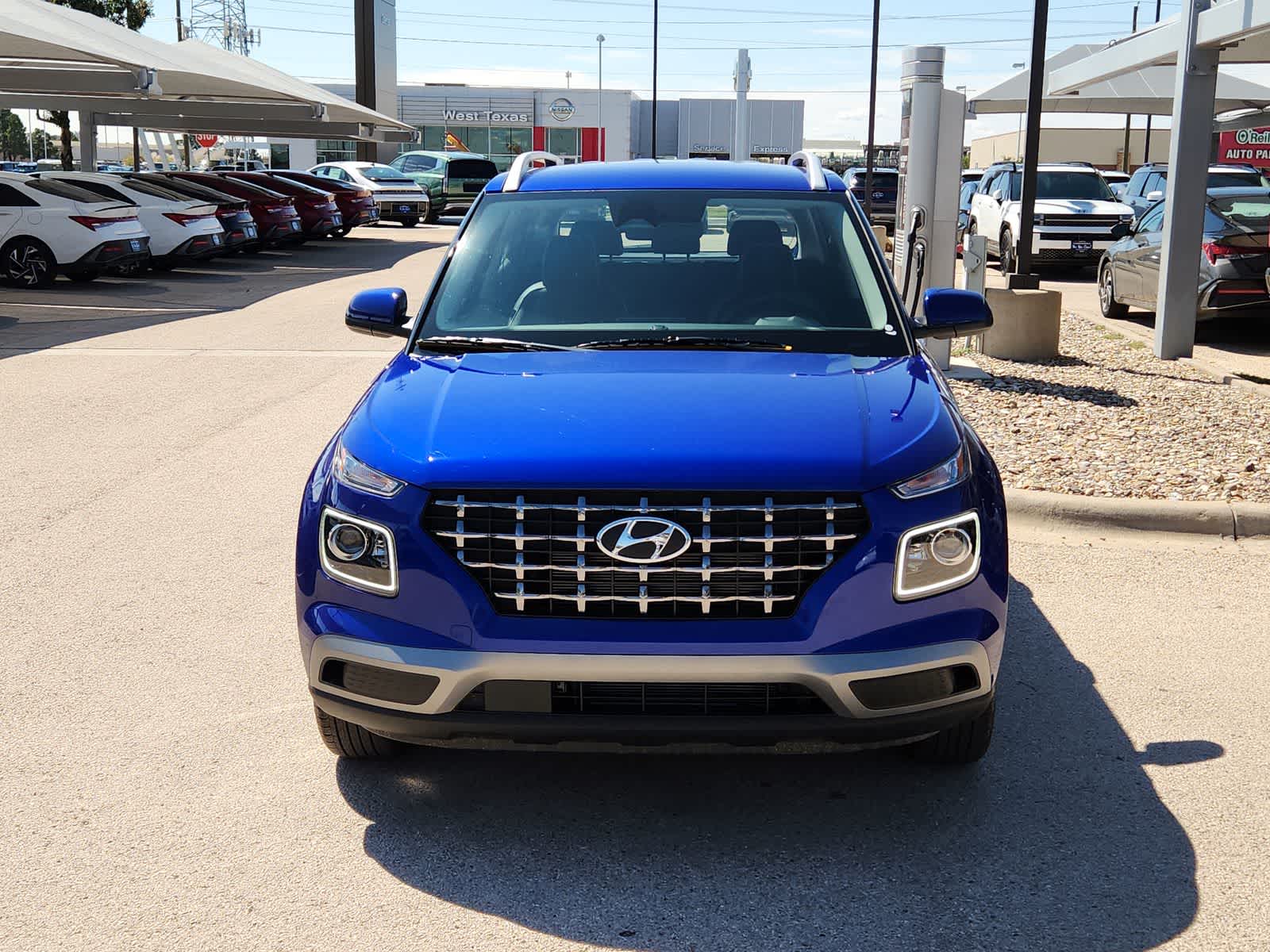 Thumbnail: 2025 Hyundai Venue - 3