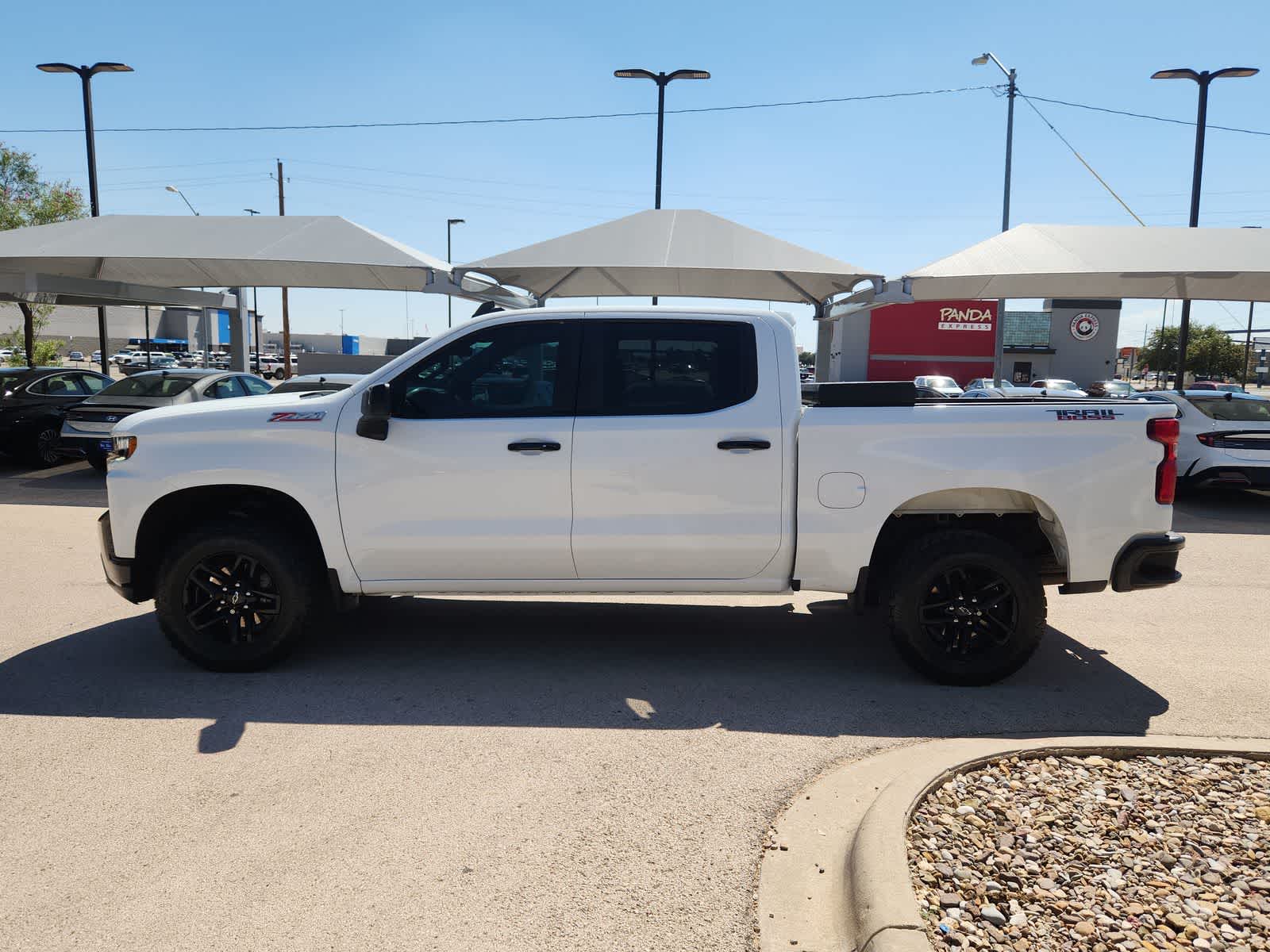 Thumbnail: 2022 Chevrolet Silverado 1500 - 5
