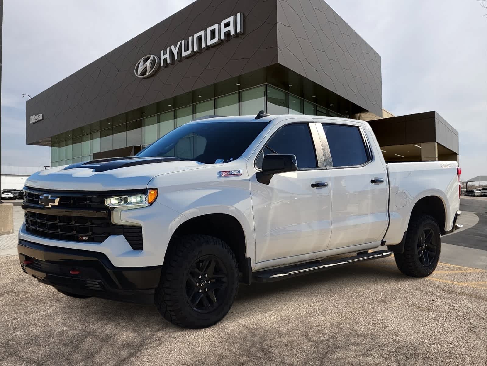 Thumbnail: 2023 Chevrolet Silverado 1500 - 1