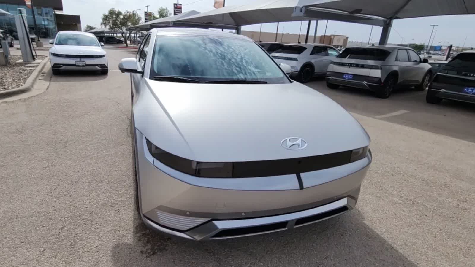 Thumbnail: 2024 Hyundai Ioniq 5 - 3