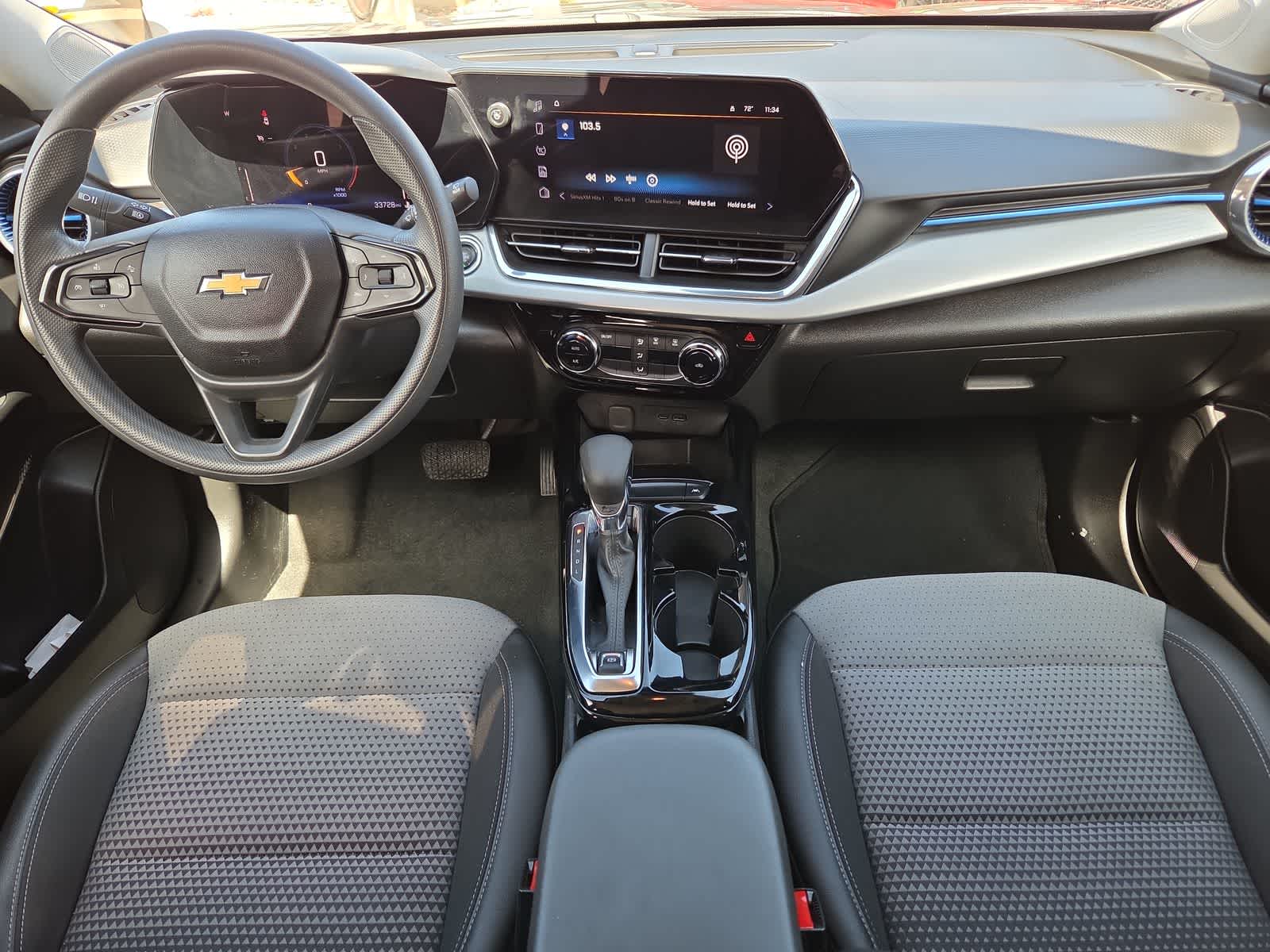 Thumbnail: 2025 Chevrolet Trax - 14
