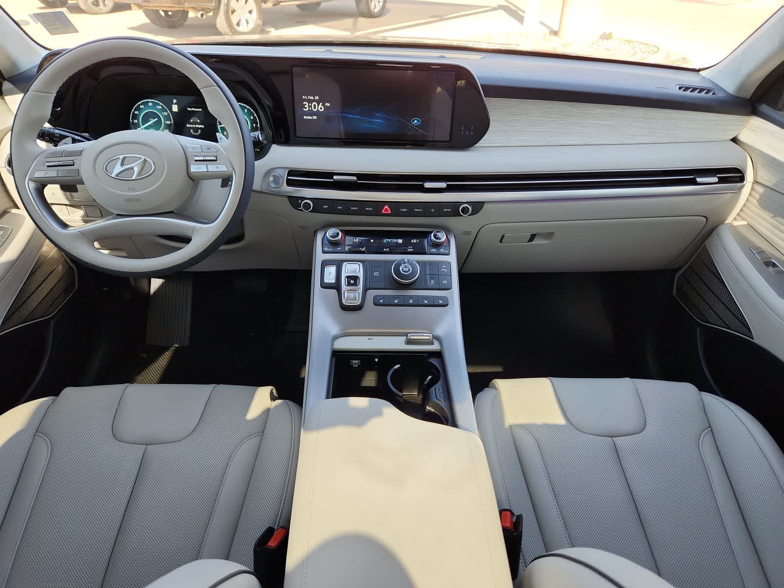 Thumbnail: 2025 Hyundai Palisade - 18