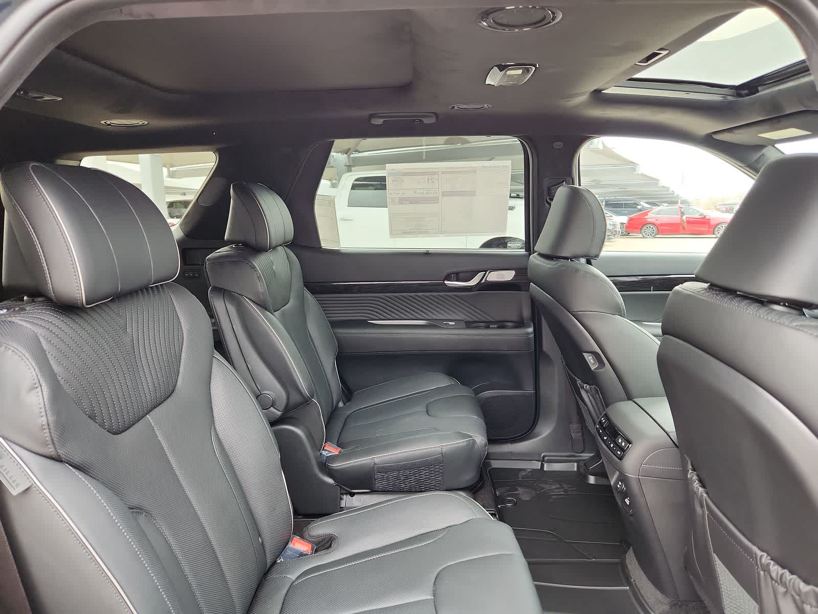 Thumbnail: 2025 Hyundai Palisade - 21