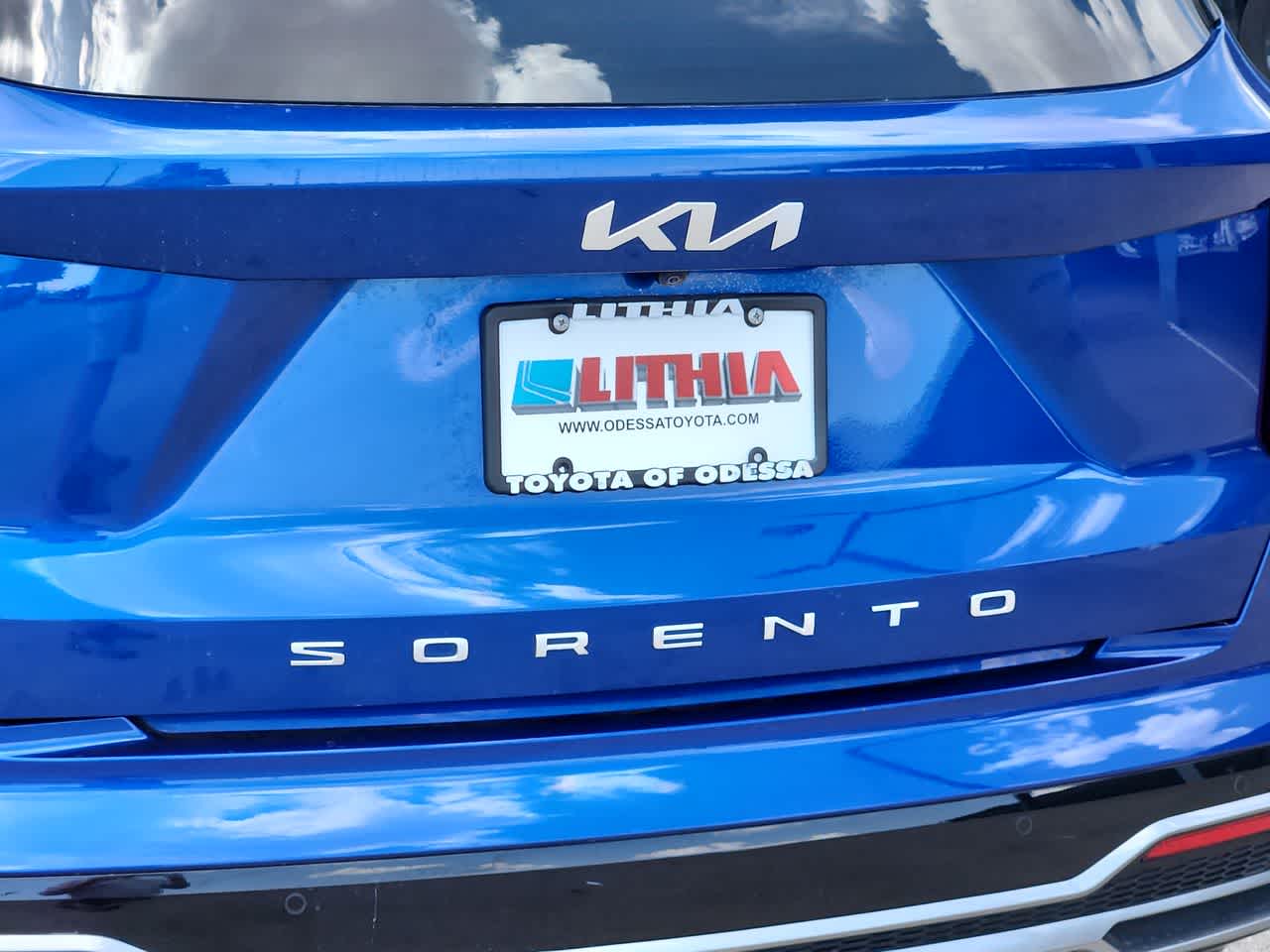 Thumbnail: 2022 Kia Sorento - 11