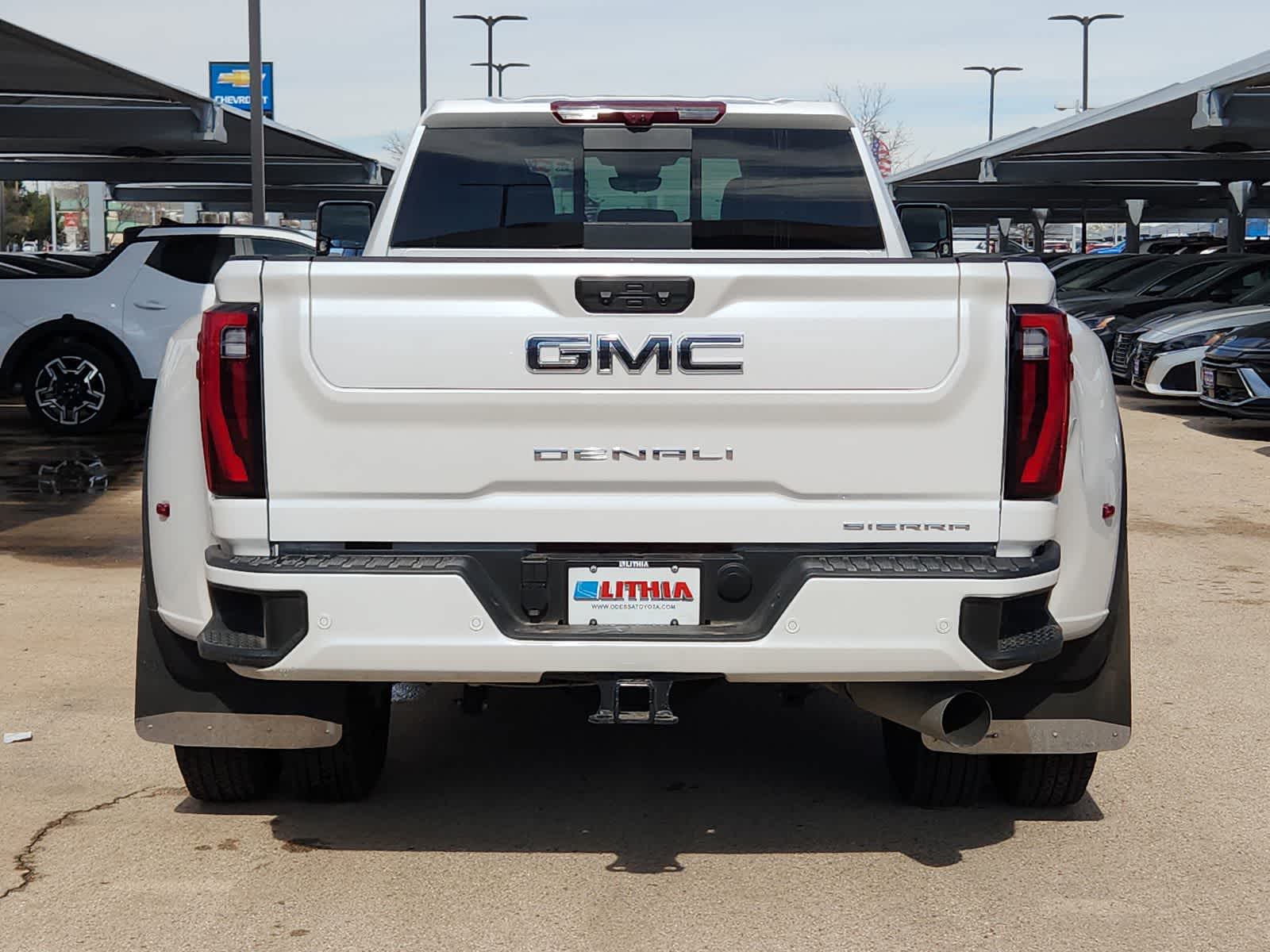 Thumbnail: 2025 GMC Sierra 3500 - 7