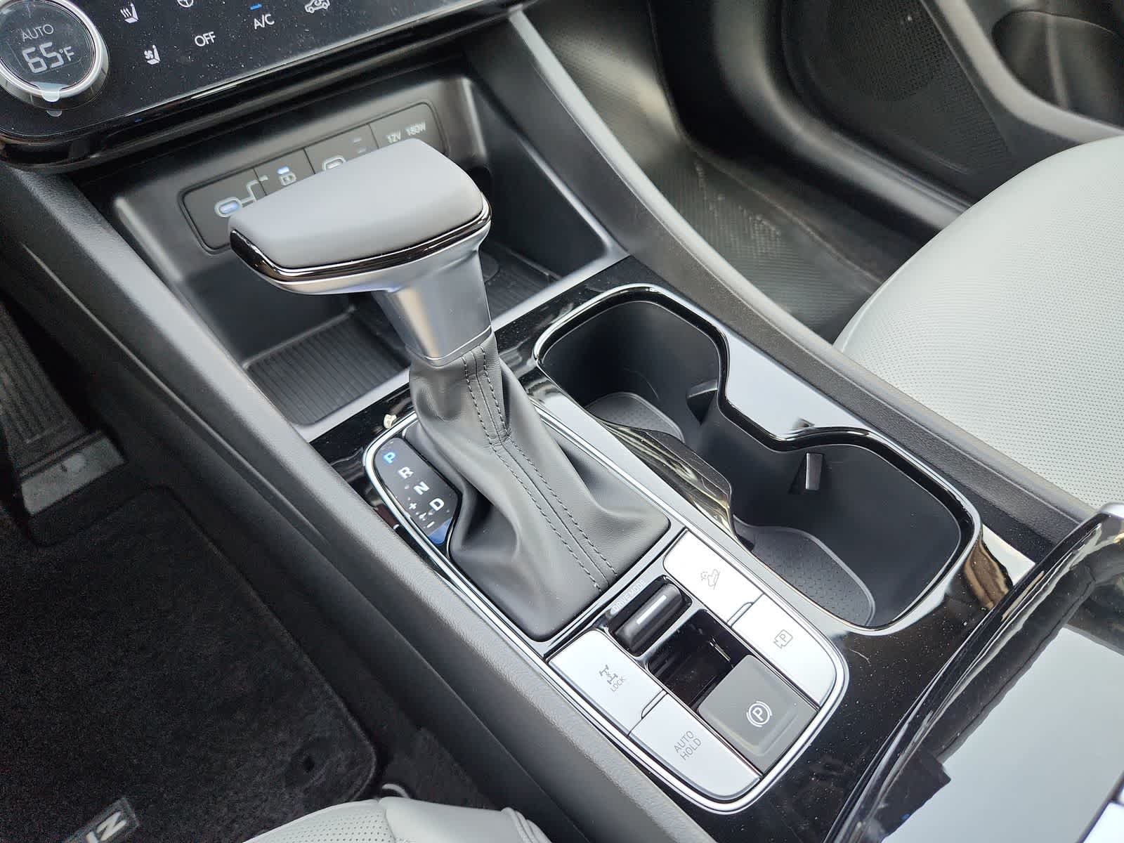 Thumbnail: 2025 Hyundai Santa Cruz - 25