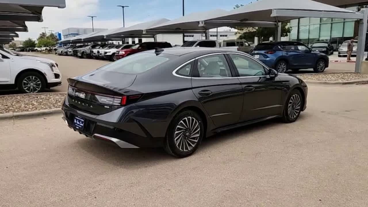 Thumbnail: 2025 Hyundai Sonata - 8