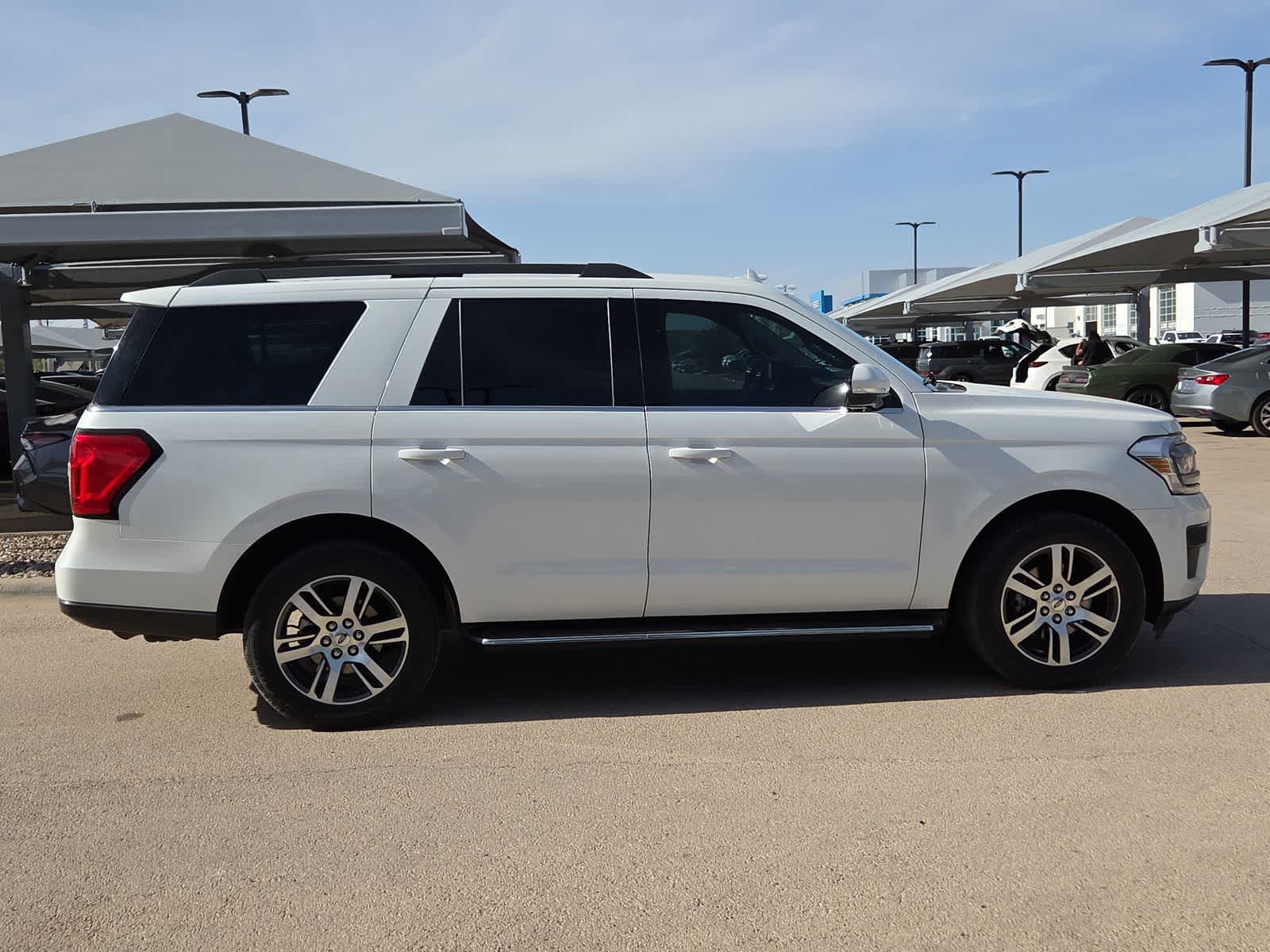 Thumbnail: 2023 Ford Expedition - 9