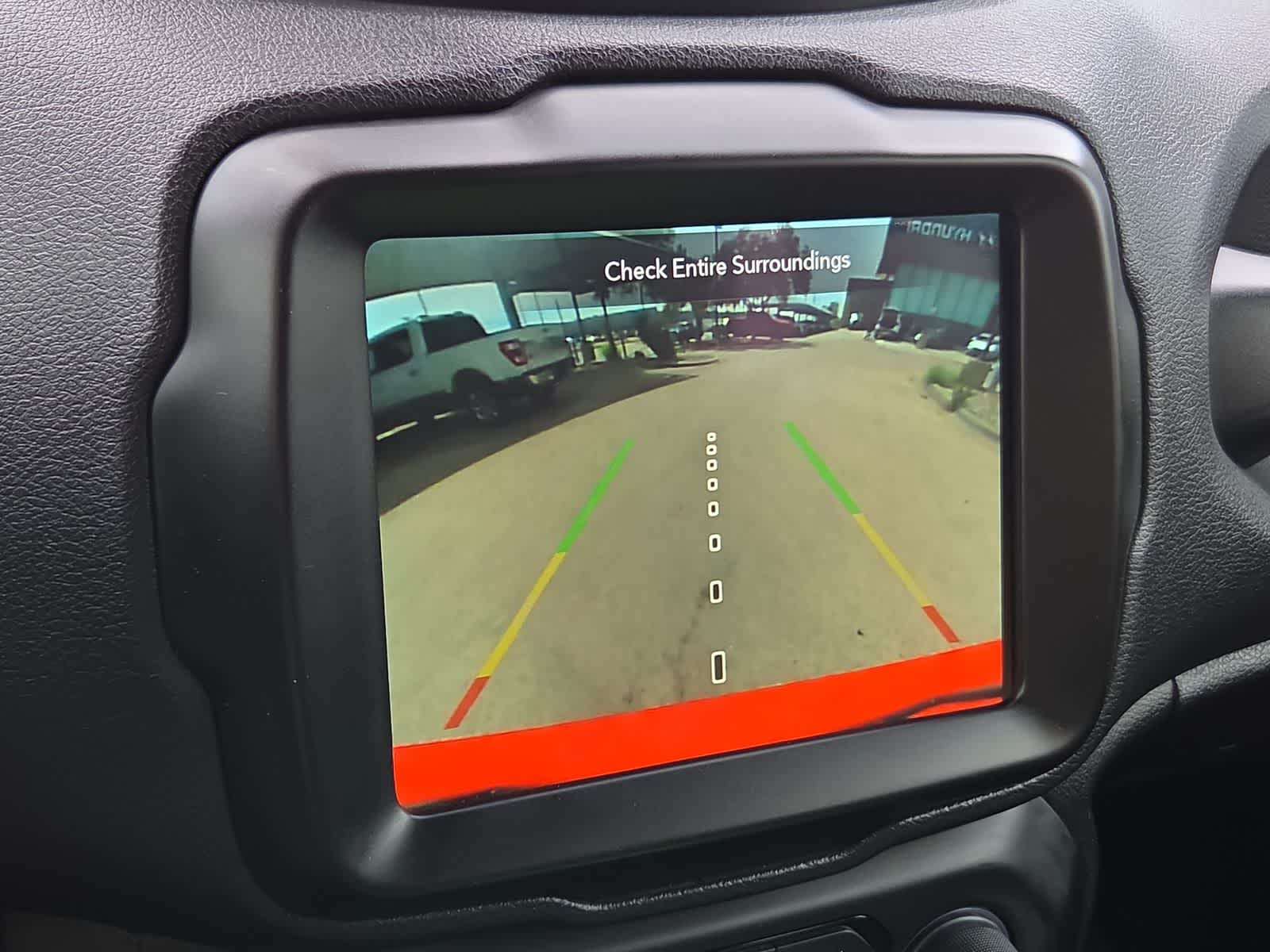 Thumbnail: 2021 Jeep Renegade - 25