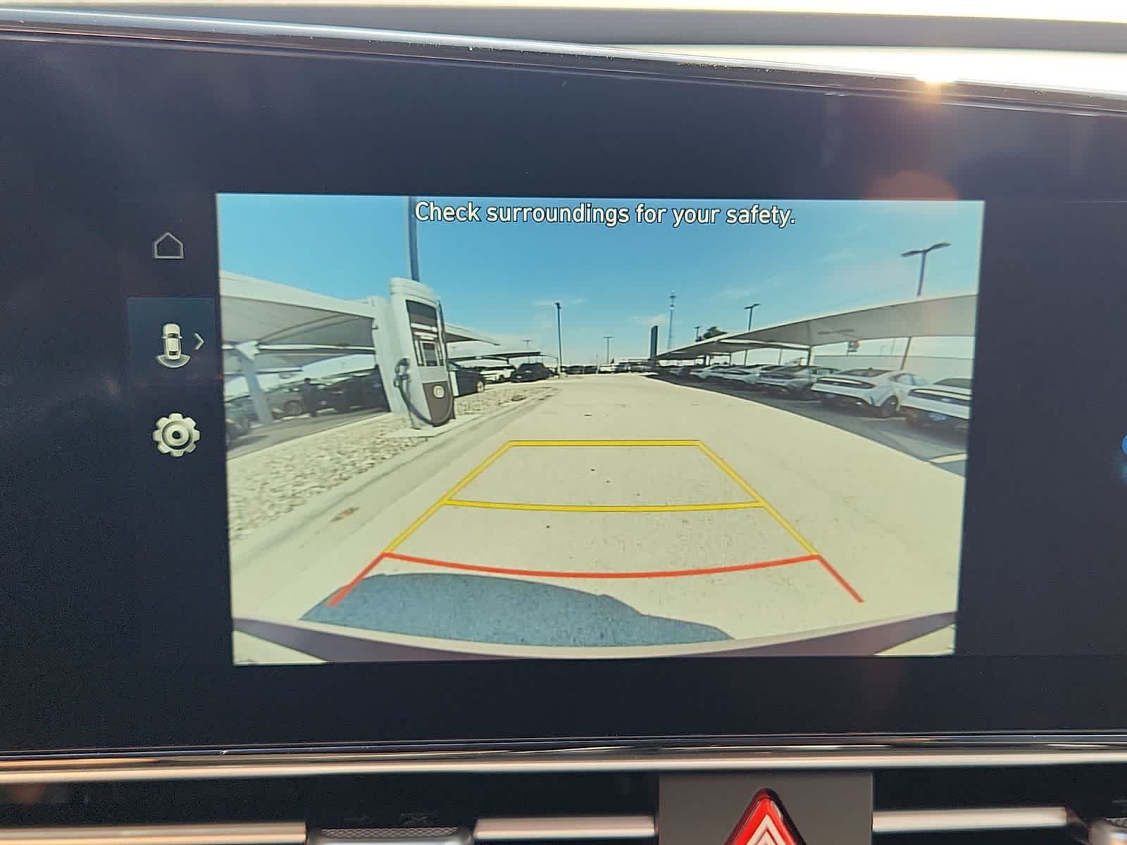 Thumbnail: 2025 Hyundai Elantra - 25