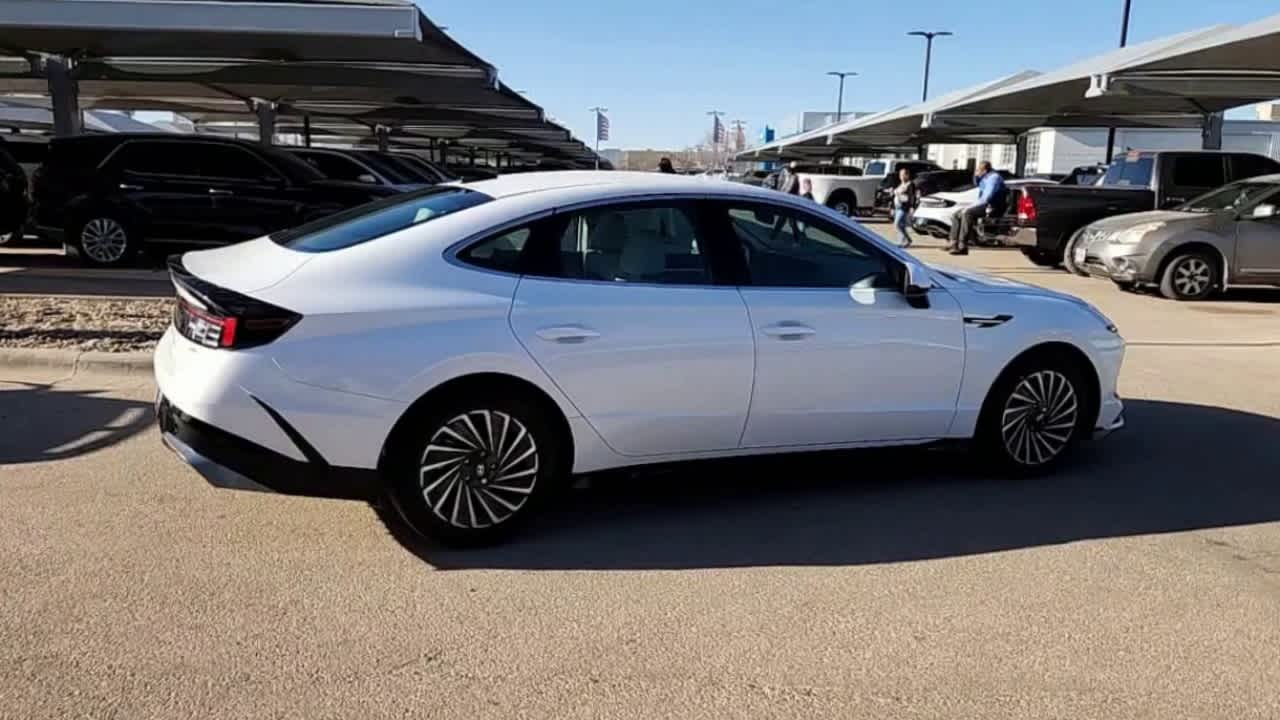 Thumbnail: 2025 Hyundai Sonata - 8