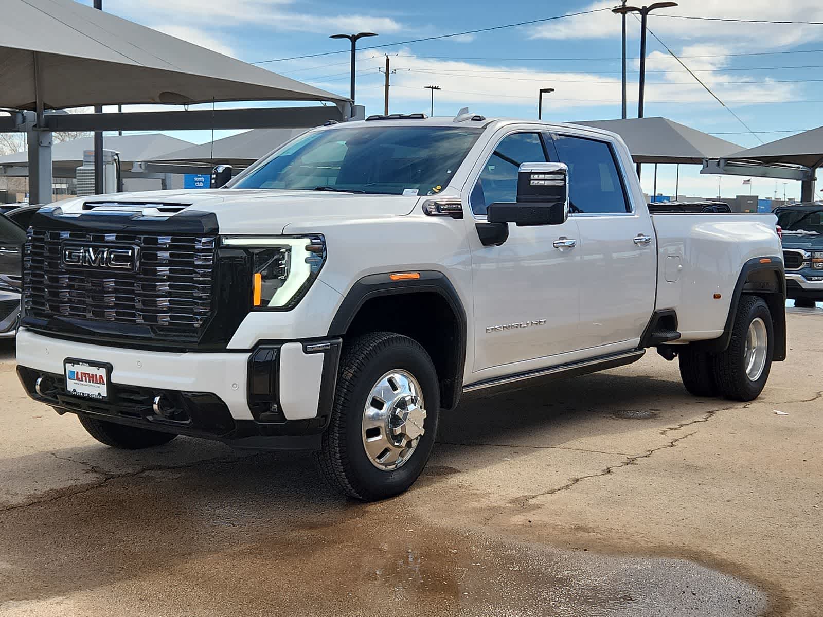 Thumbnail: 2025 GMC Sierra 3500 - 4